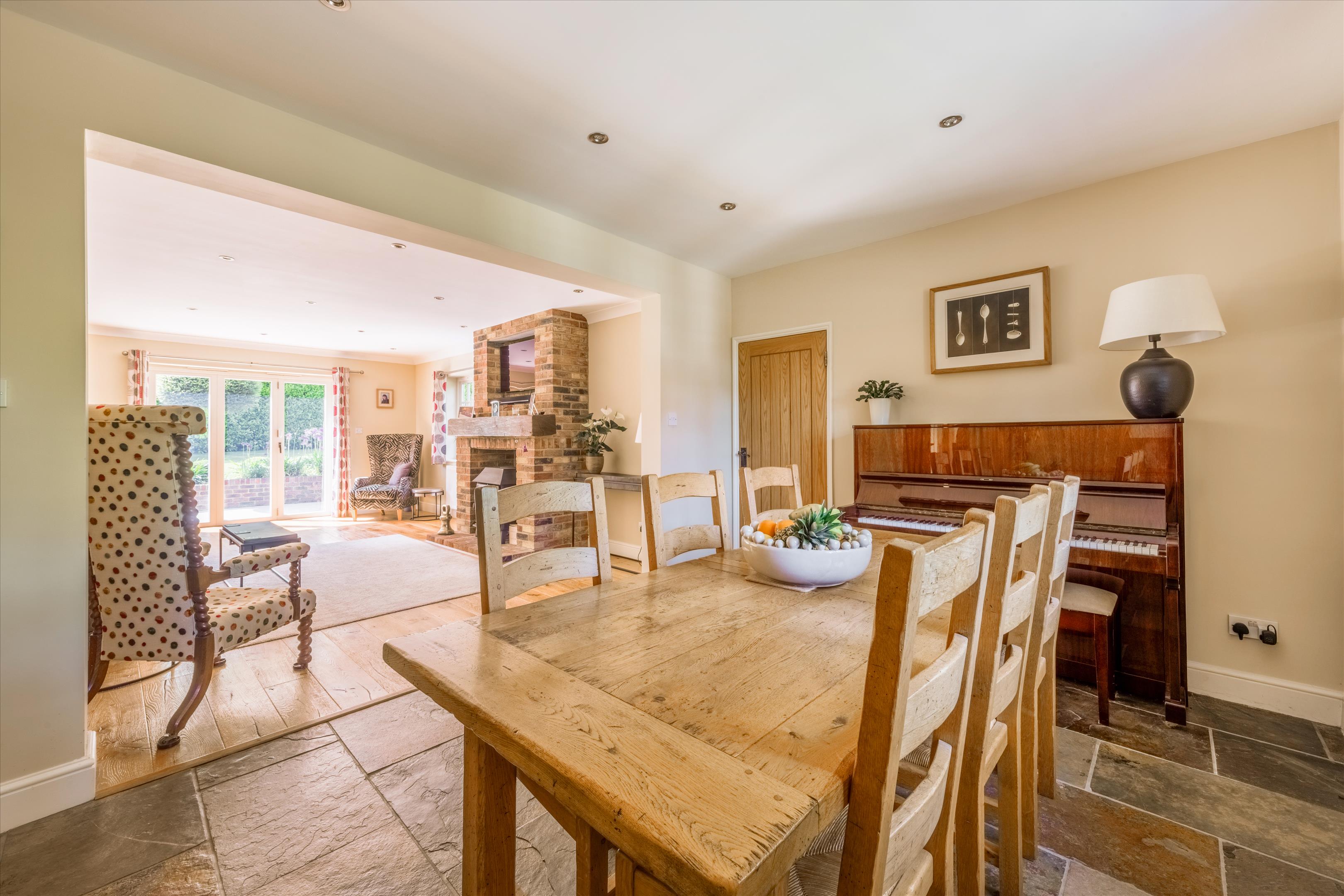 Grovehurst Lane, Horsmonden, Tonbridge, Kent TN12