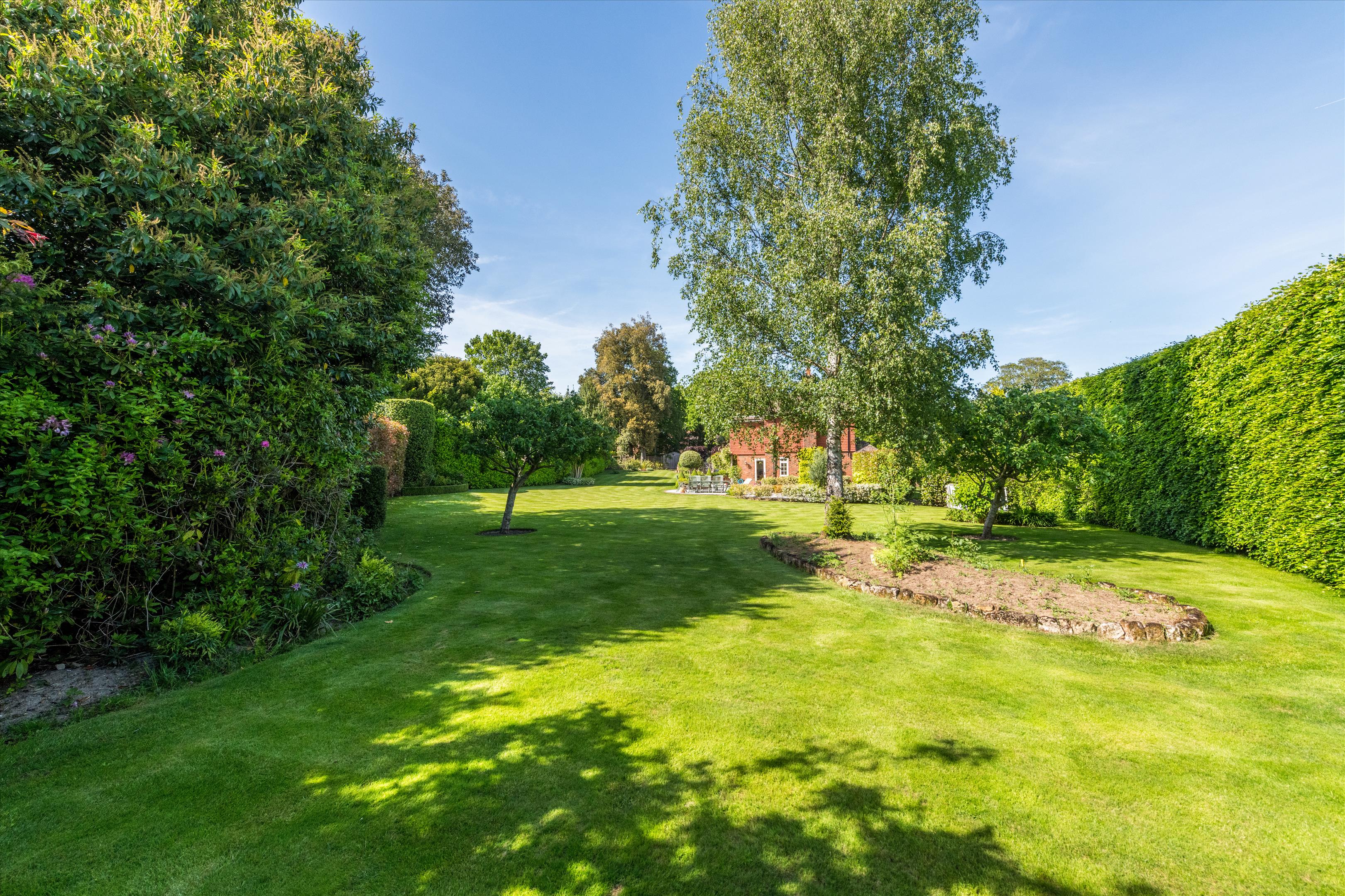 Grovehurst Lane, Horsmonden, Tonbridge, Kent TN12