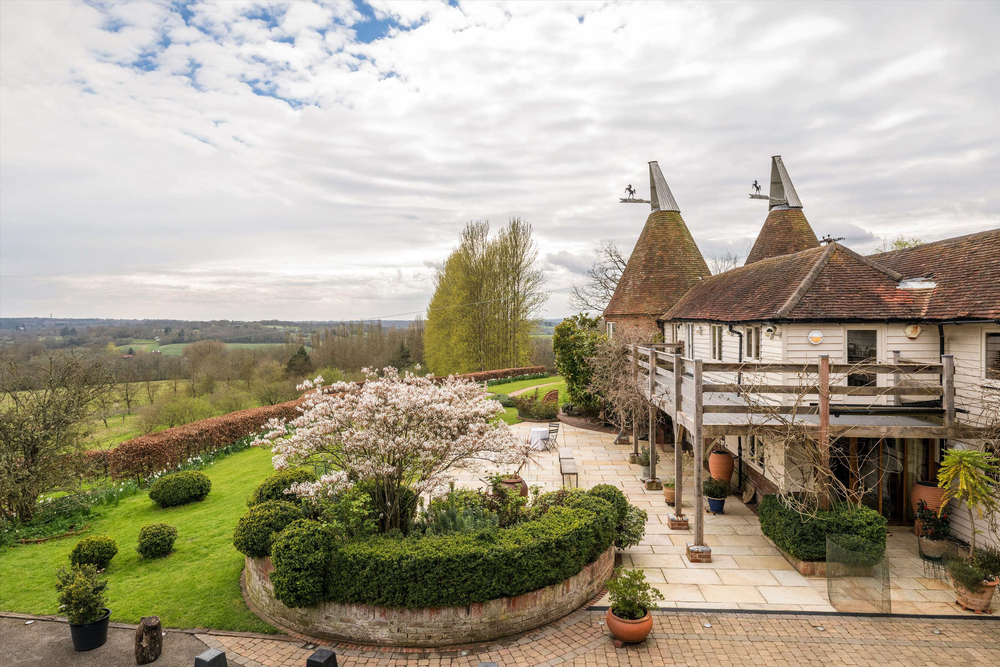 Cranbrook Road, Goudhurst, Cranbrook, Kent TN17
