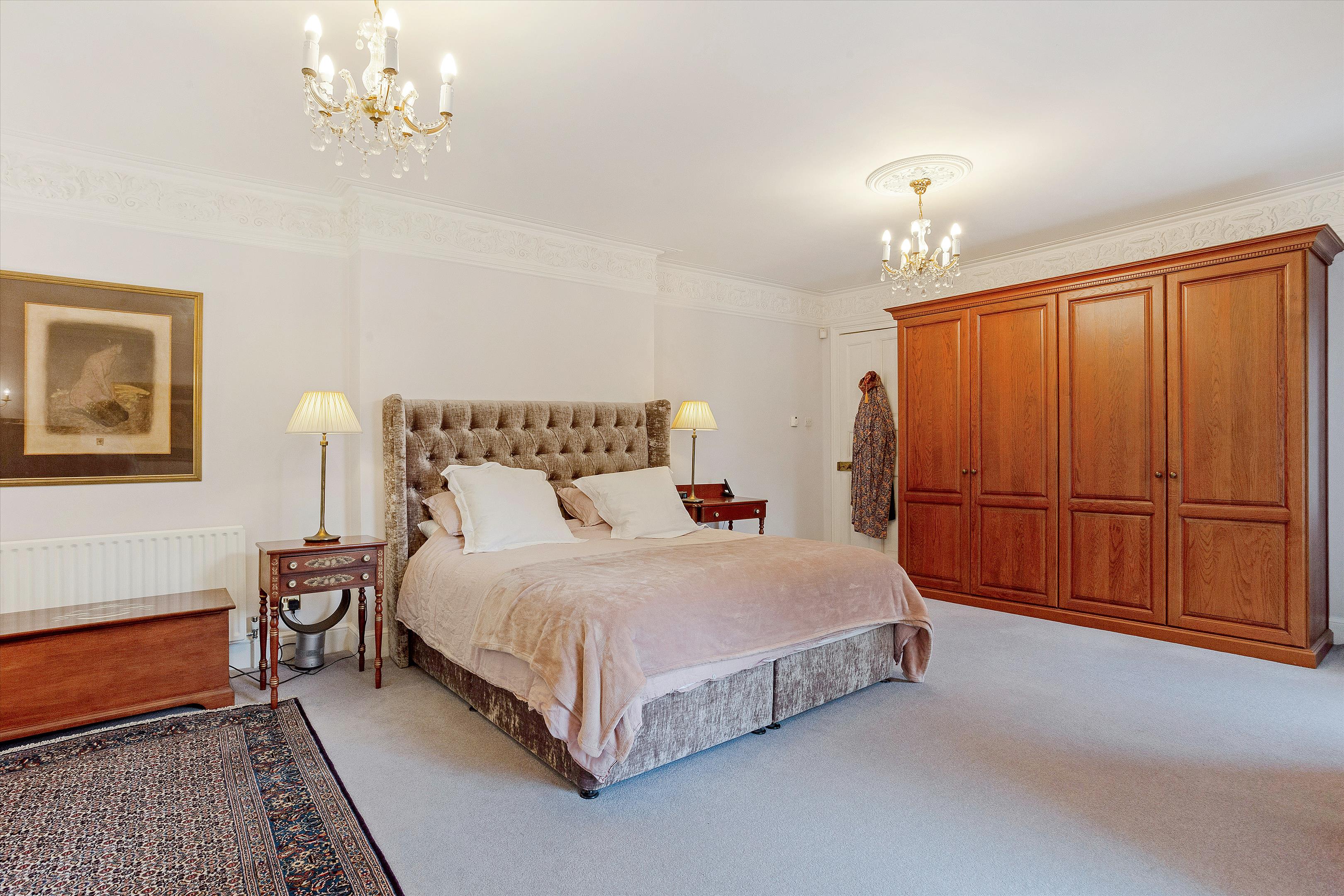 Middle Hill, Egham, Surrey, TW20