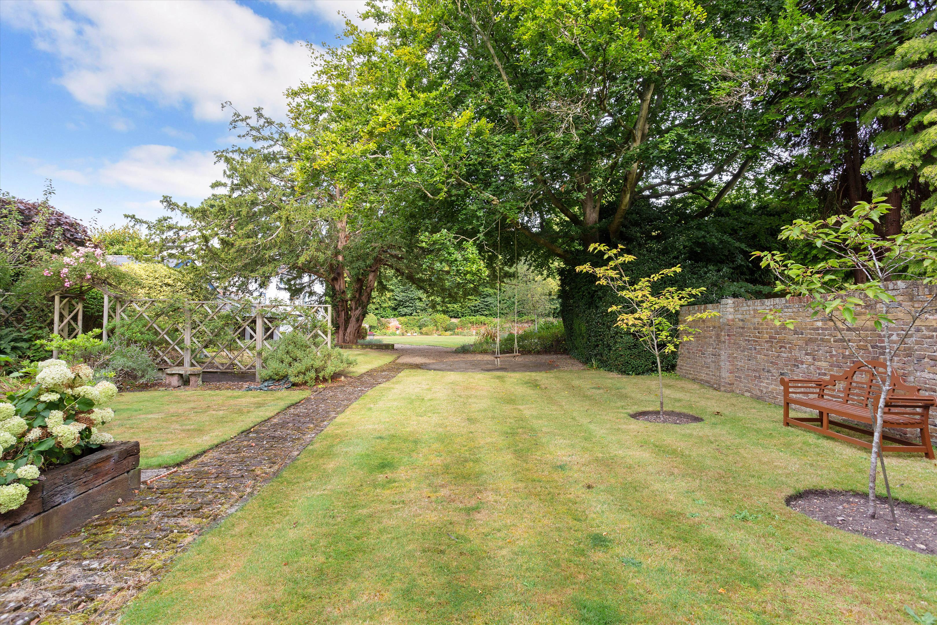 Middle Hill, Egham, Surrey, TW20