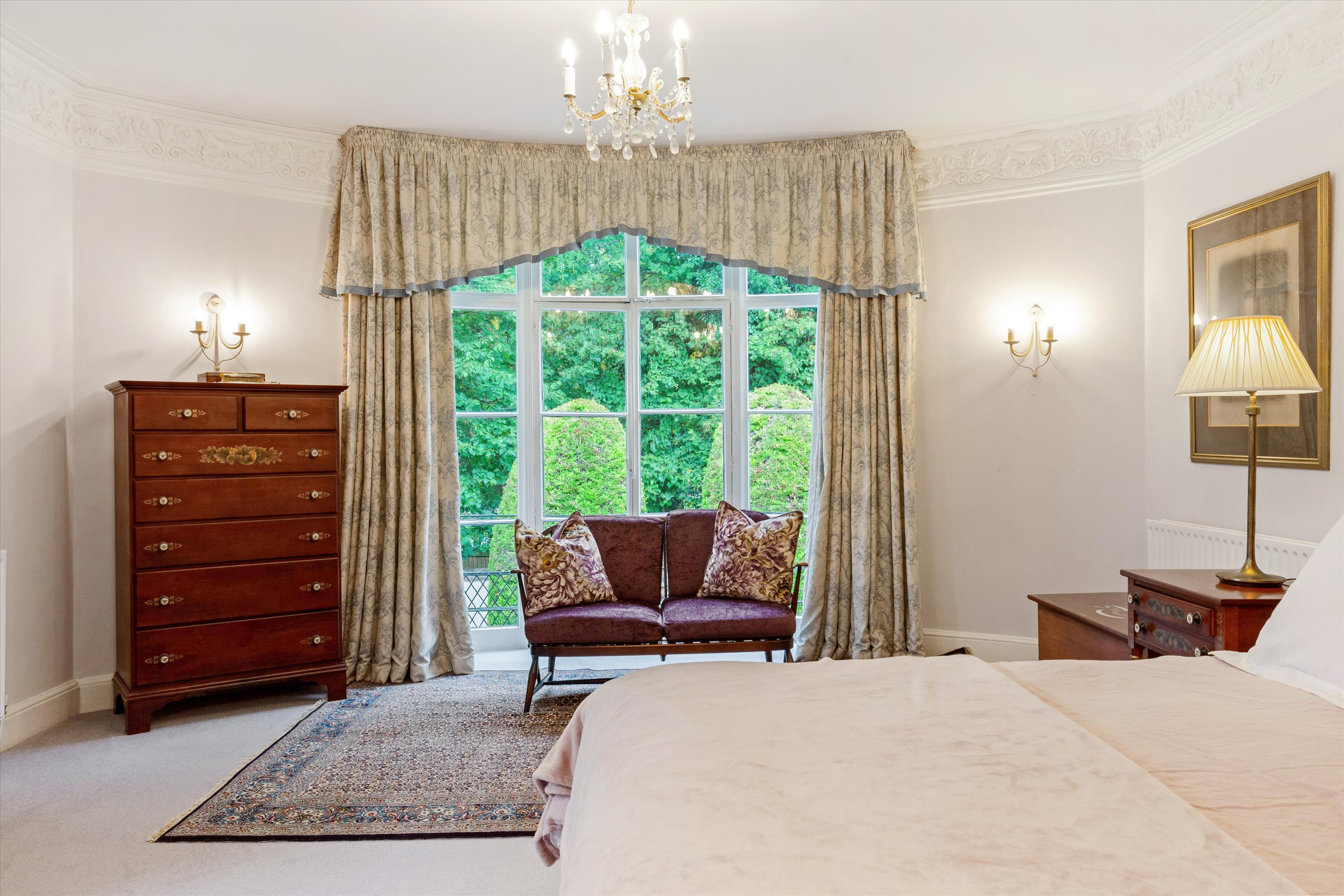 Middle Hill, Egham, Surrey, TW20