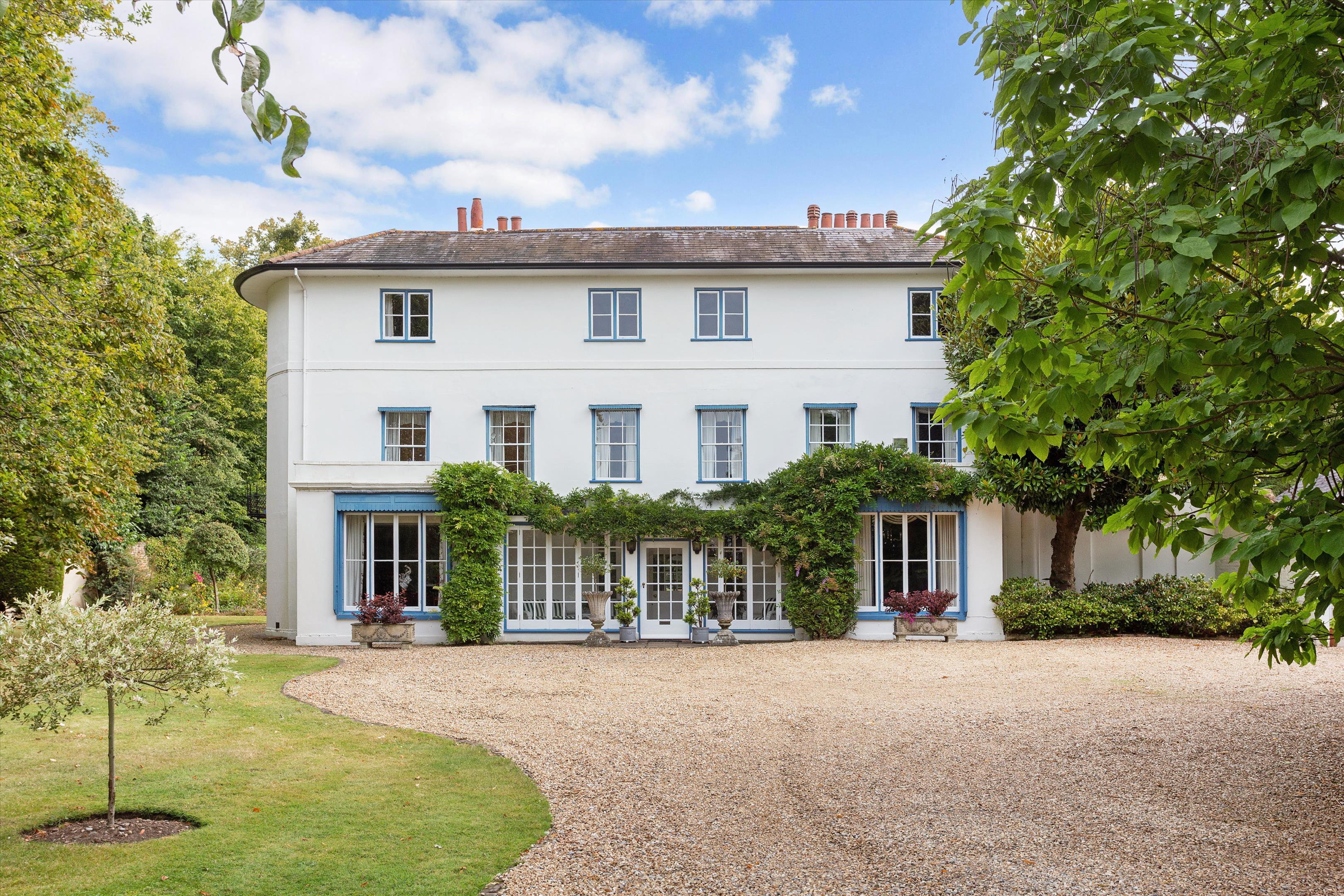 Middle Hill, Egham, Surrey, TW20