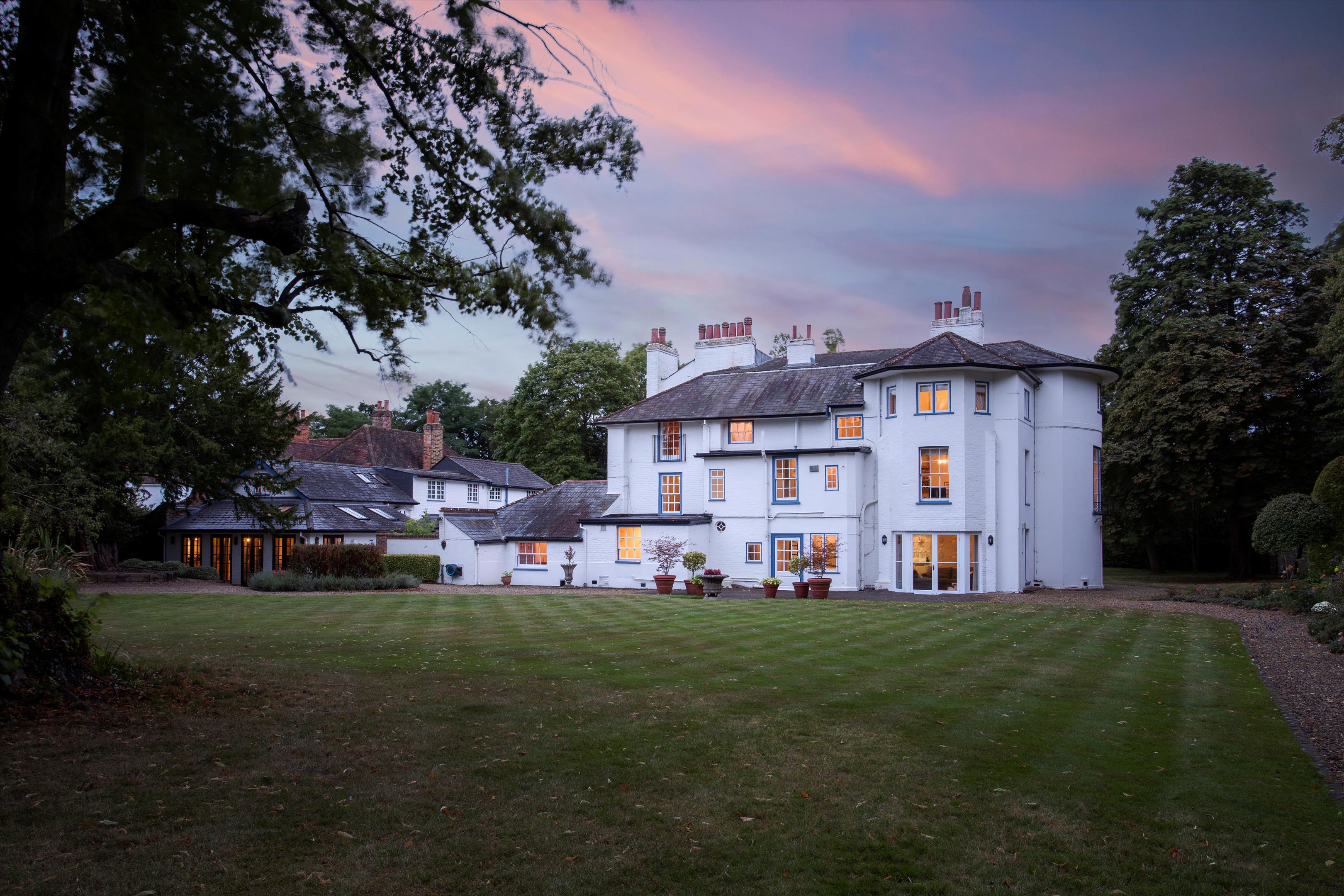 Middle Hill, Egham, Surrey, TW20
