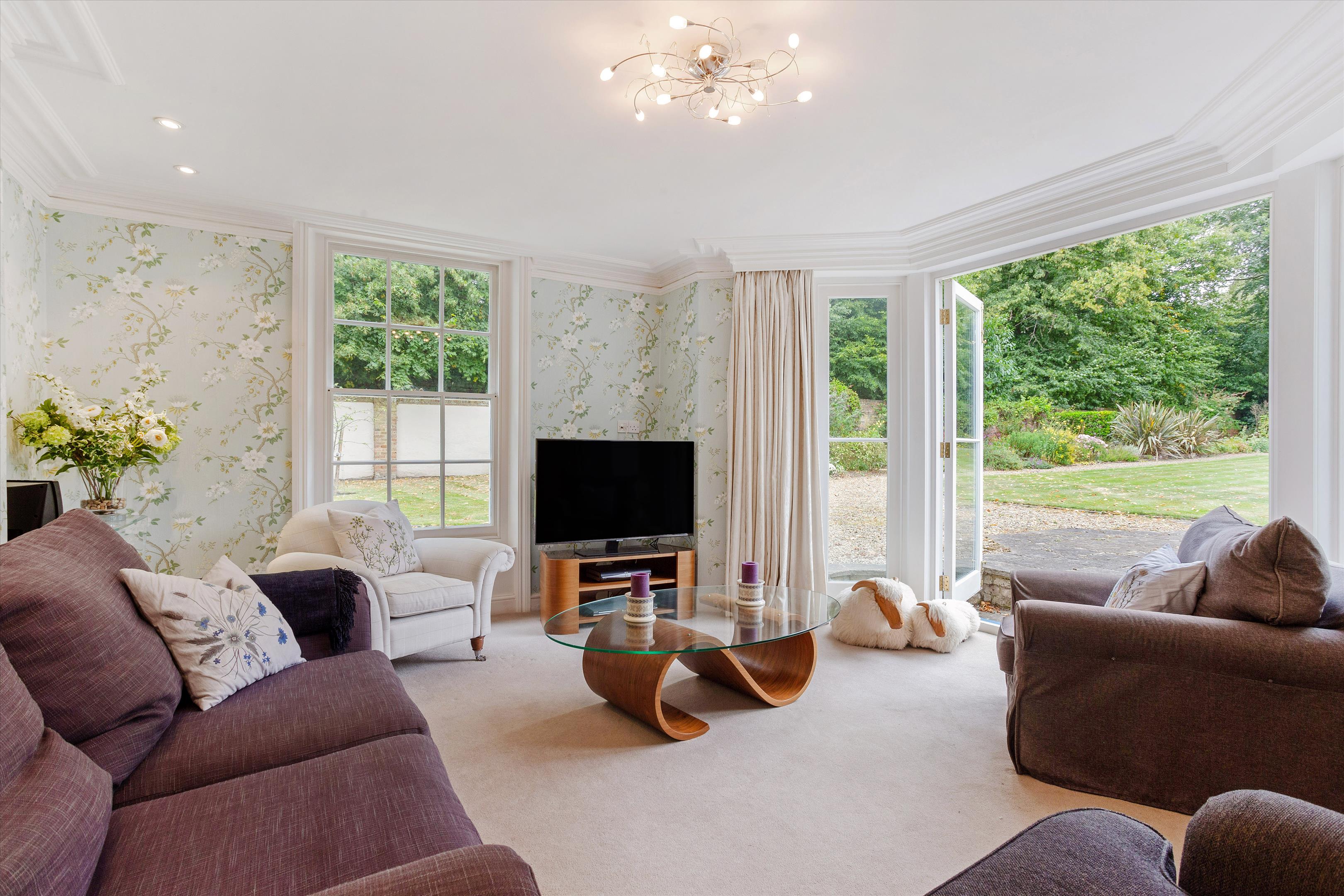 Middle Hill, Egham, Surrey, TW20