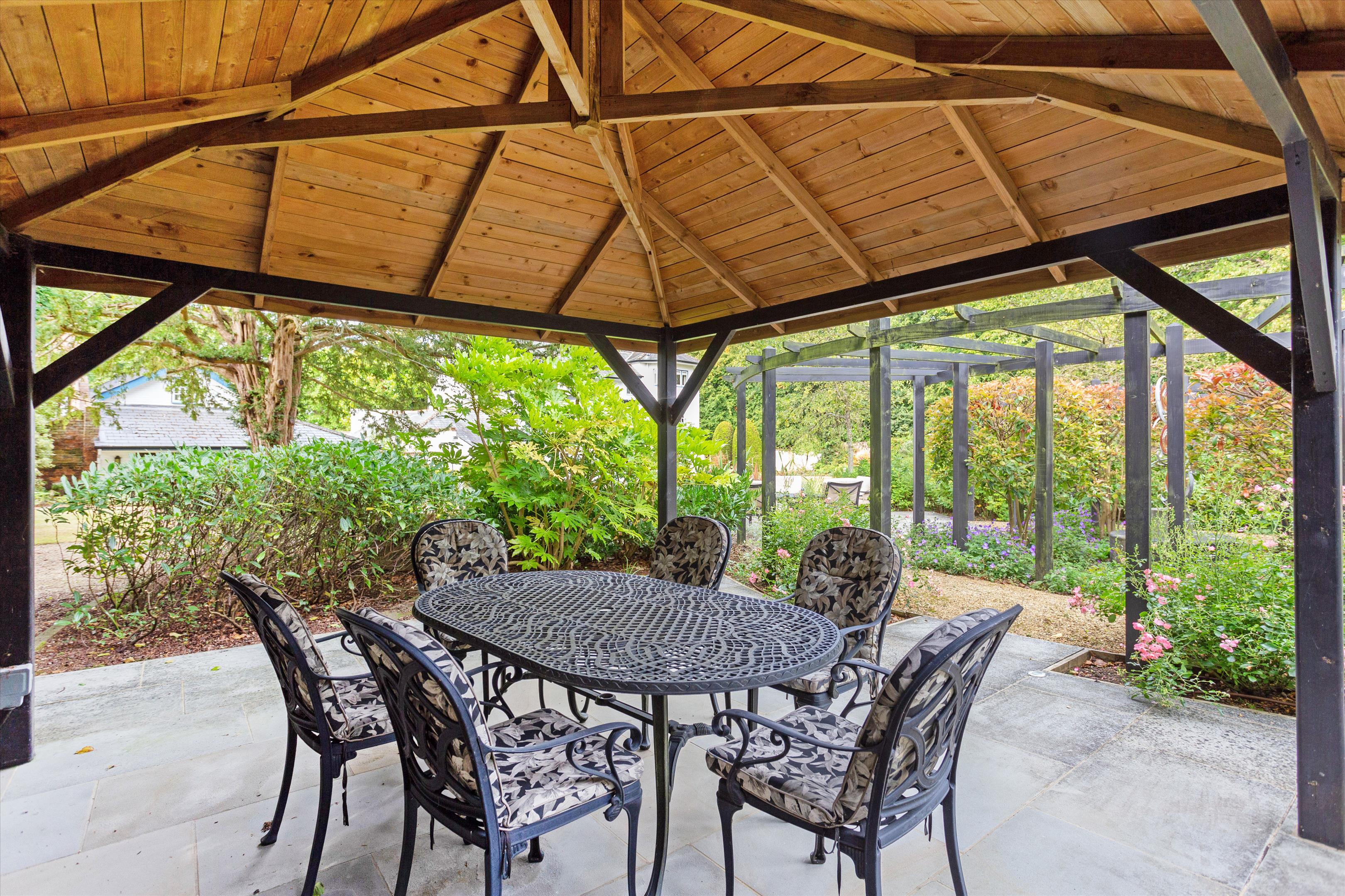 Middle Hill, Egham, Surrey, TW20