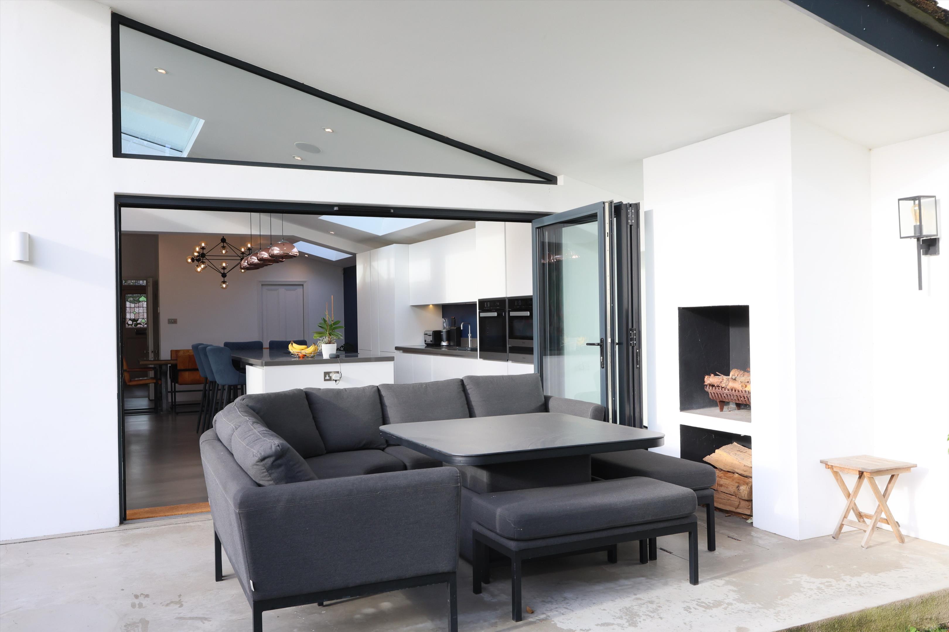 Curzon Road, Weybridge, Surrey, KT13