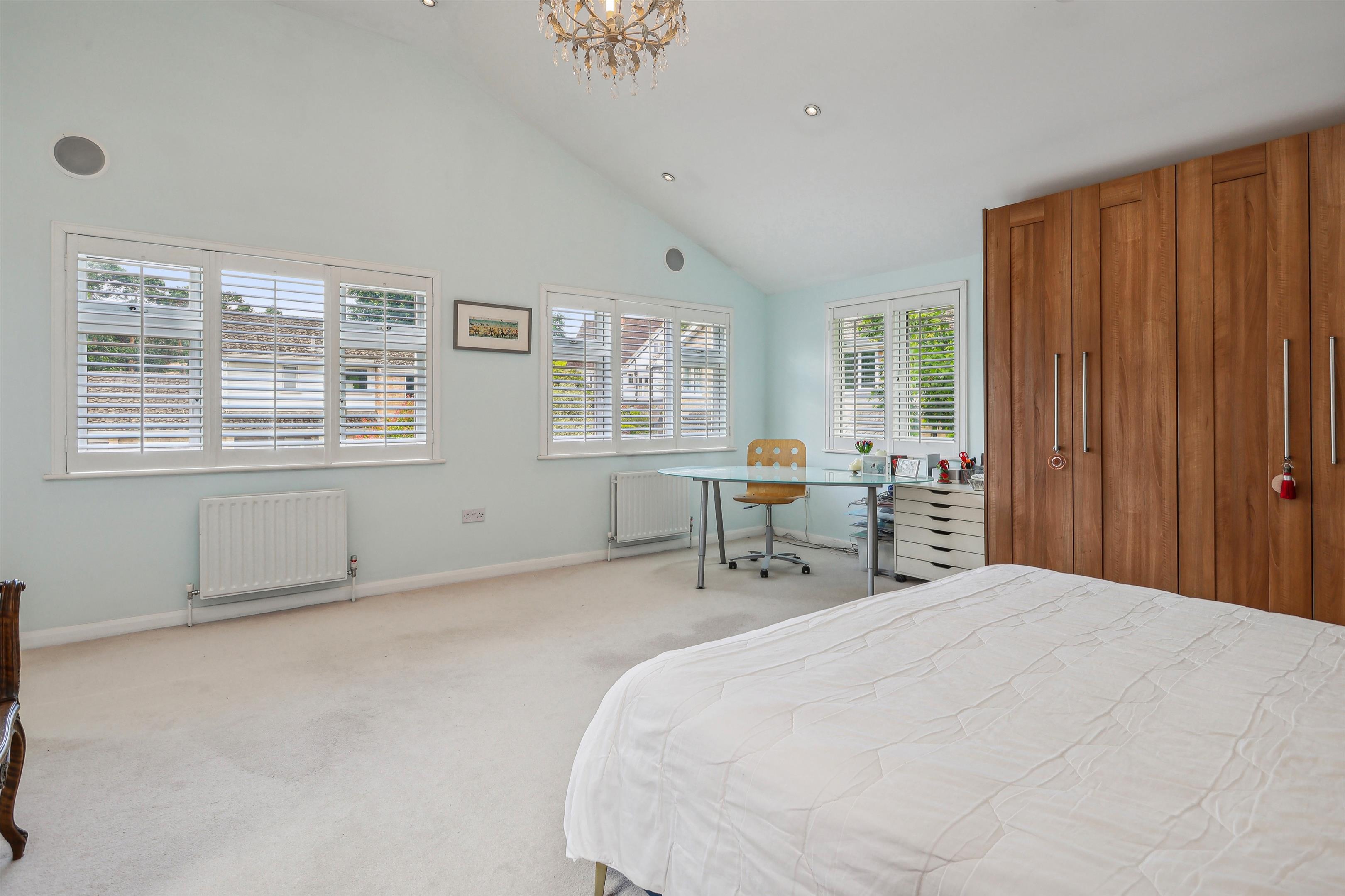 Ardesley Wood, Oatlands Avenue, Weybridge, Surrey, KT13.