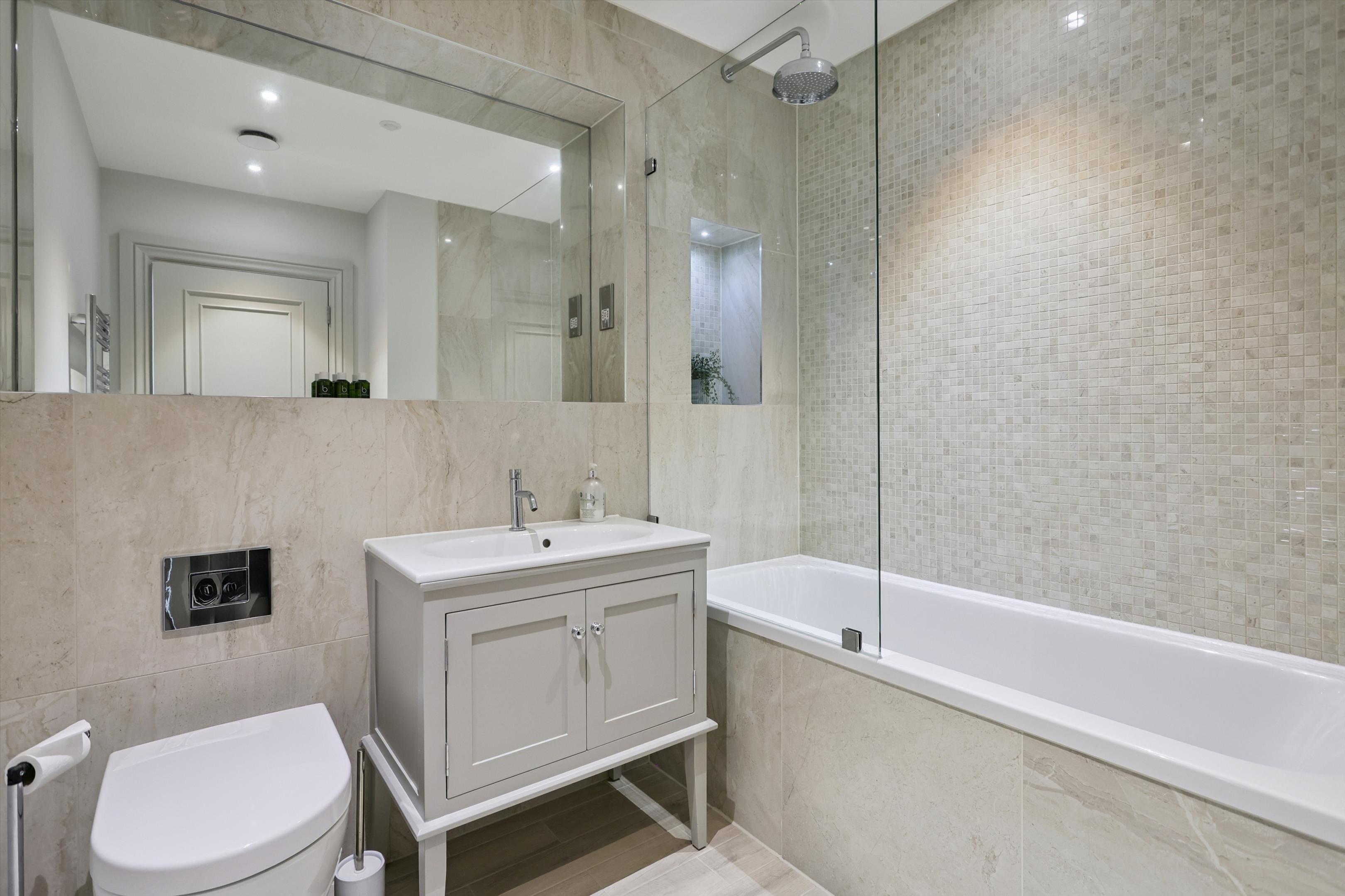 St. Marys Road, Weybridge, Surrey, KT13