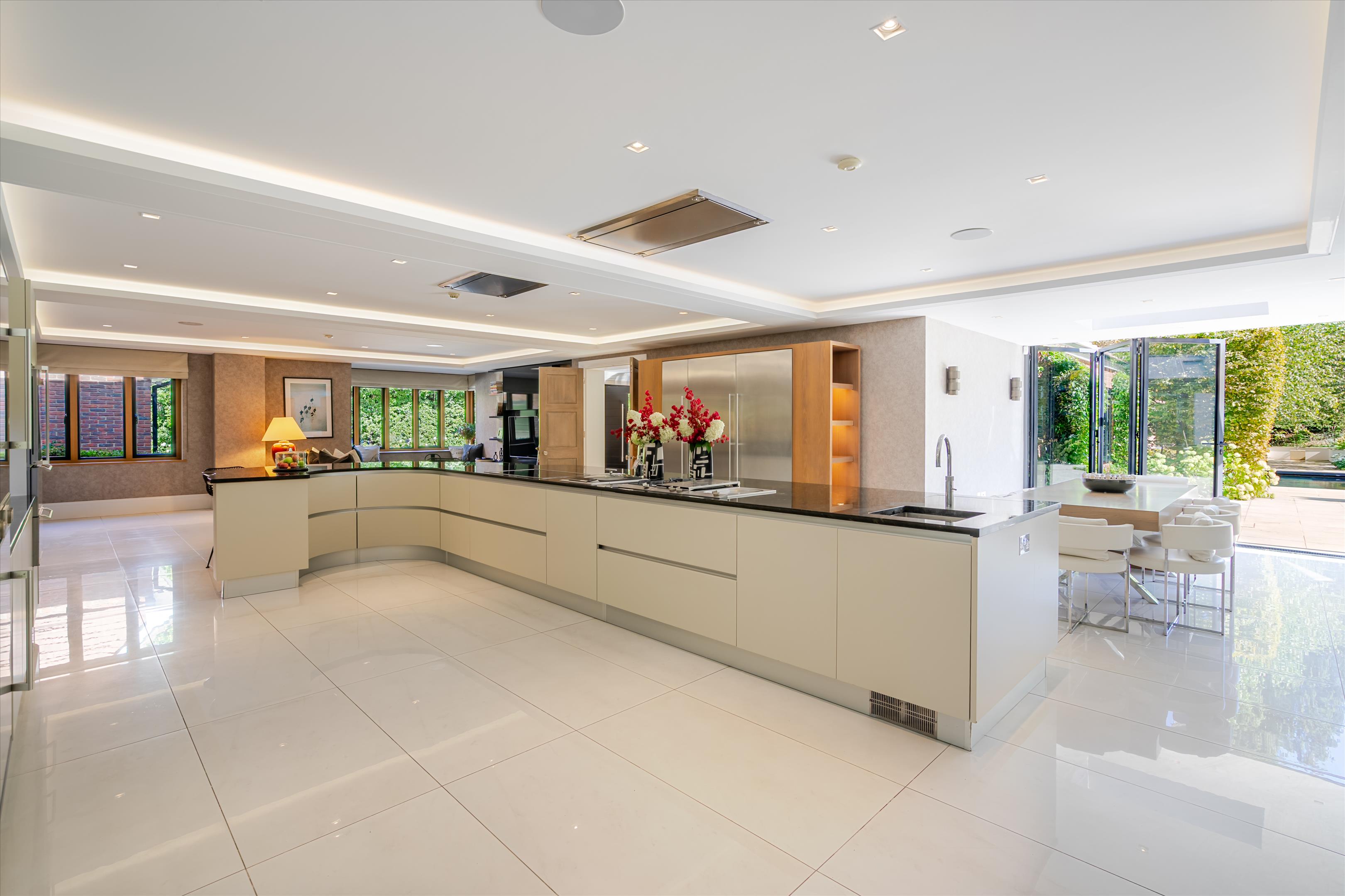 West Road, St George's Hill, Weybridge, Surrey, KT13