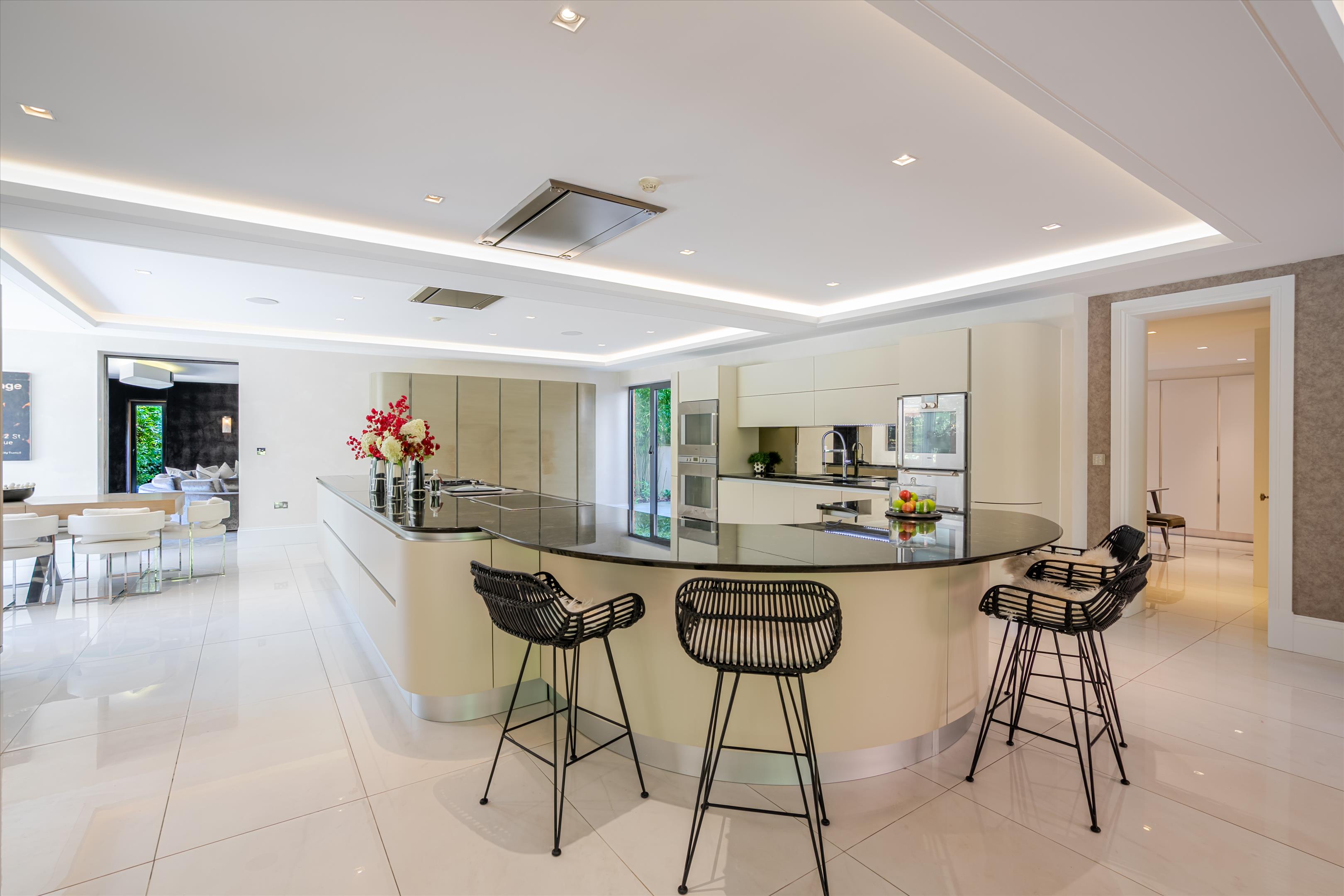 West Road, St George's Hill, Weybridge, Surrey, KT13