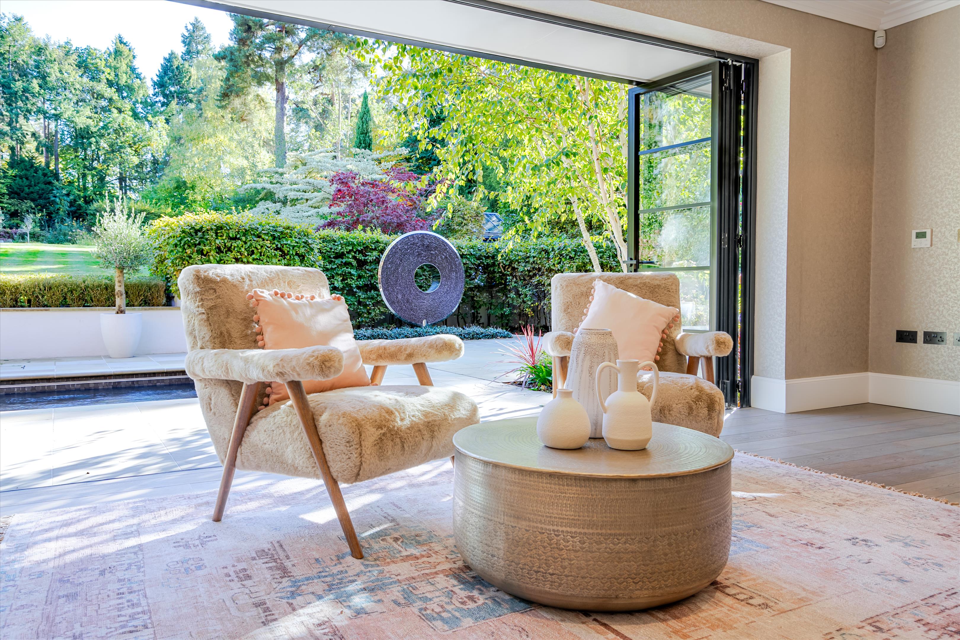 West Road, St George's Hill, Weybridge, Surrey, KT13