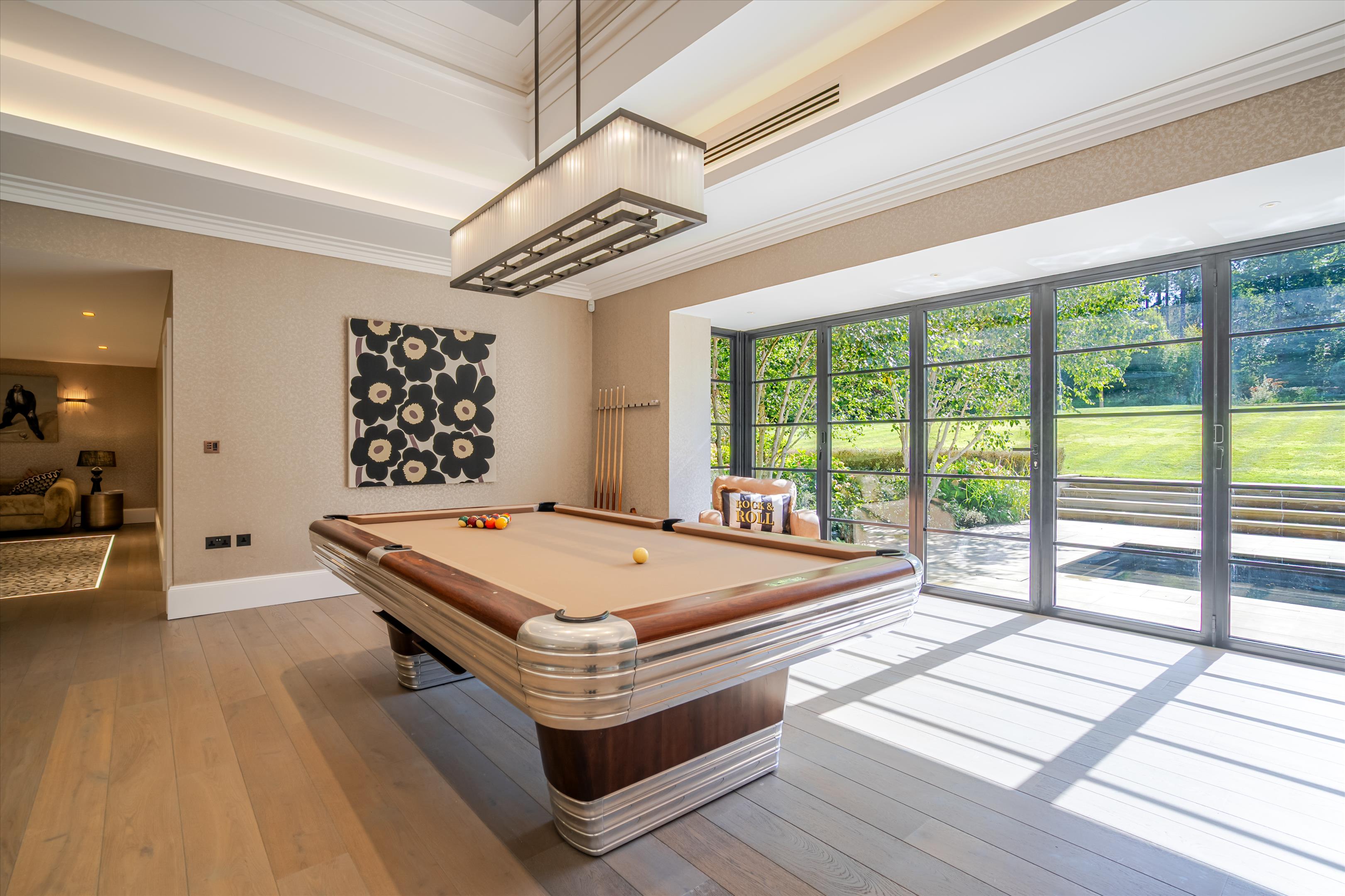 West Road, St George's Hill, Weybridge, Surrey, KT13