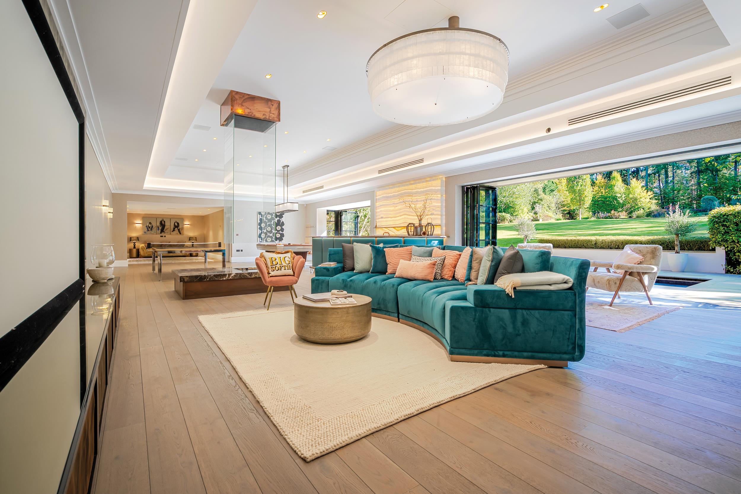 West Road, St George's Hill, Weybridge, Surrey, KT13