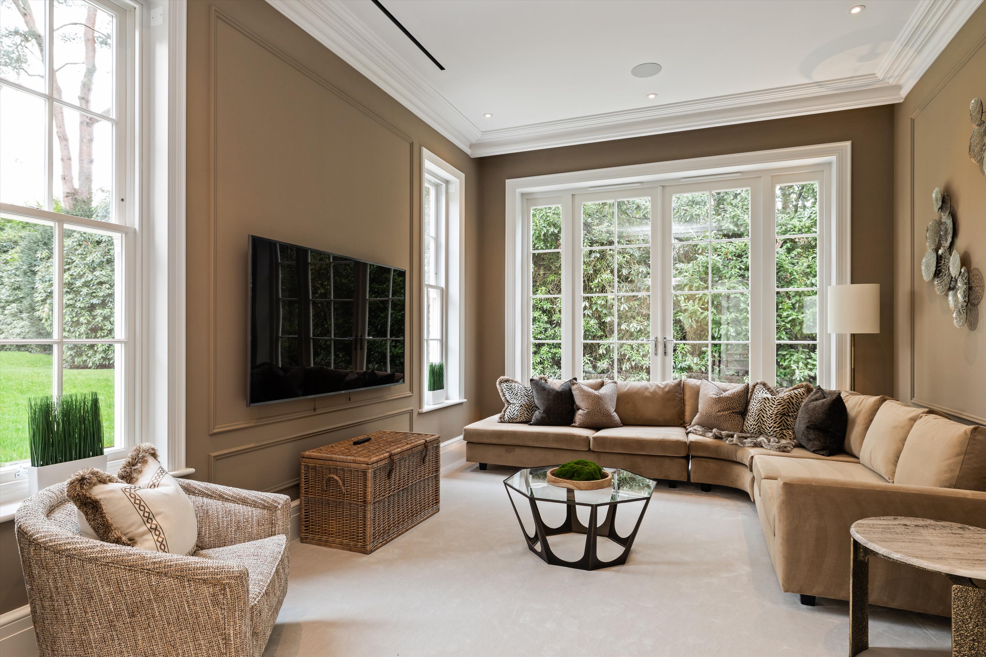 East Road, Weybridge, Surrey KT13
