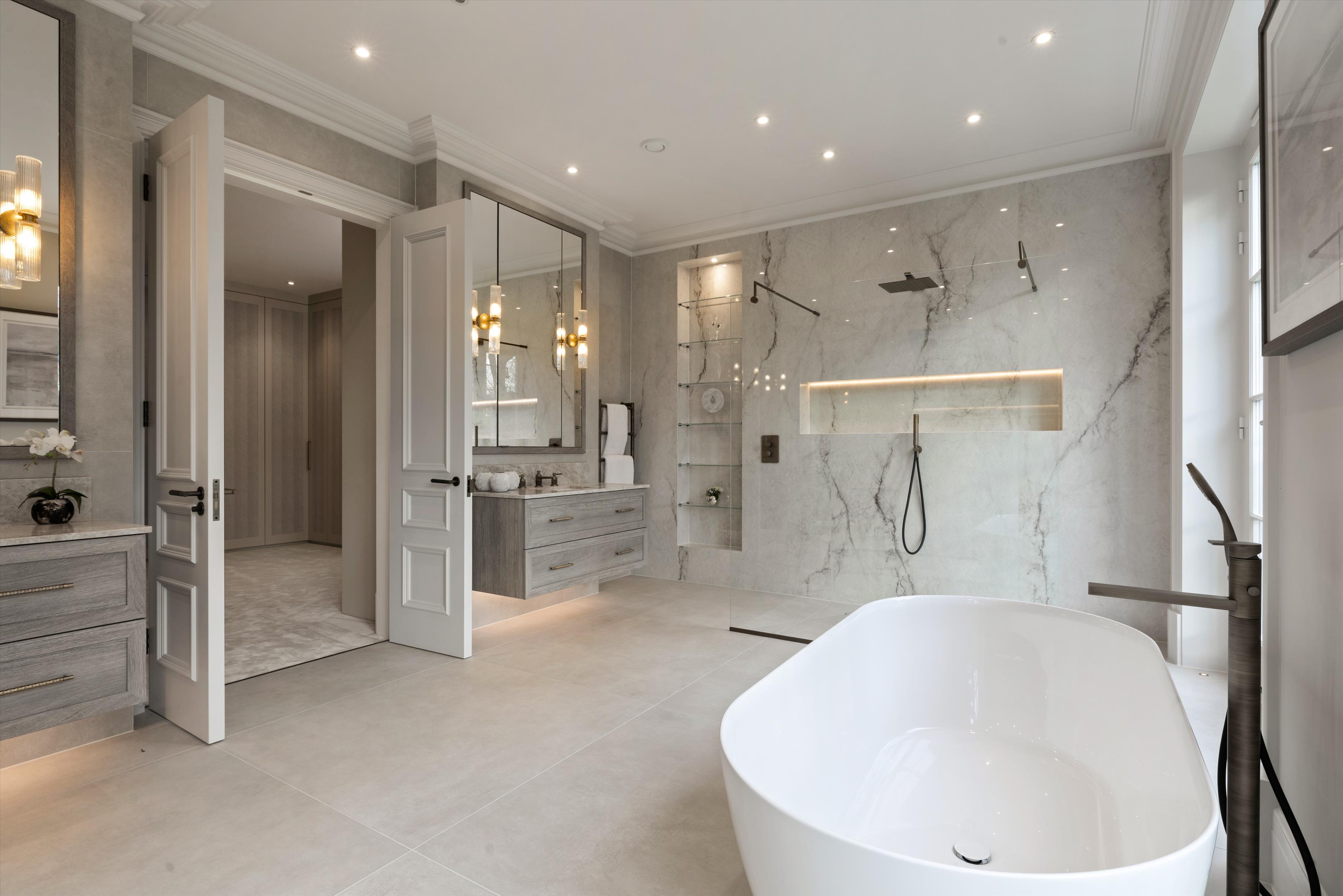 East Road, Weybridge, Surrey KT13