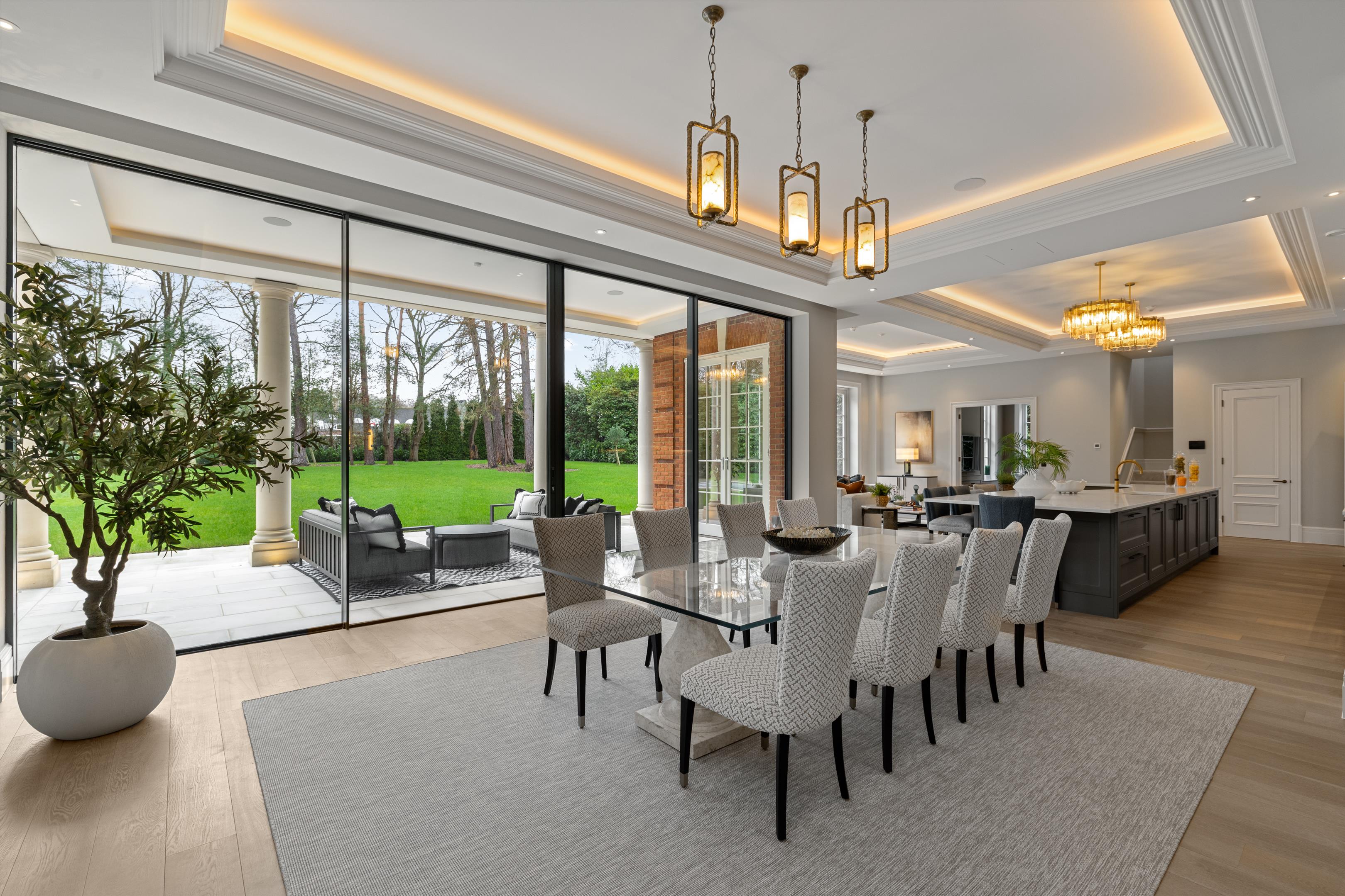 East Road, Weybridge, Surrey KT13