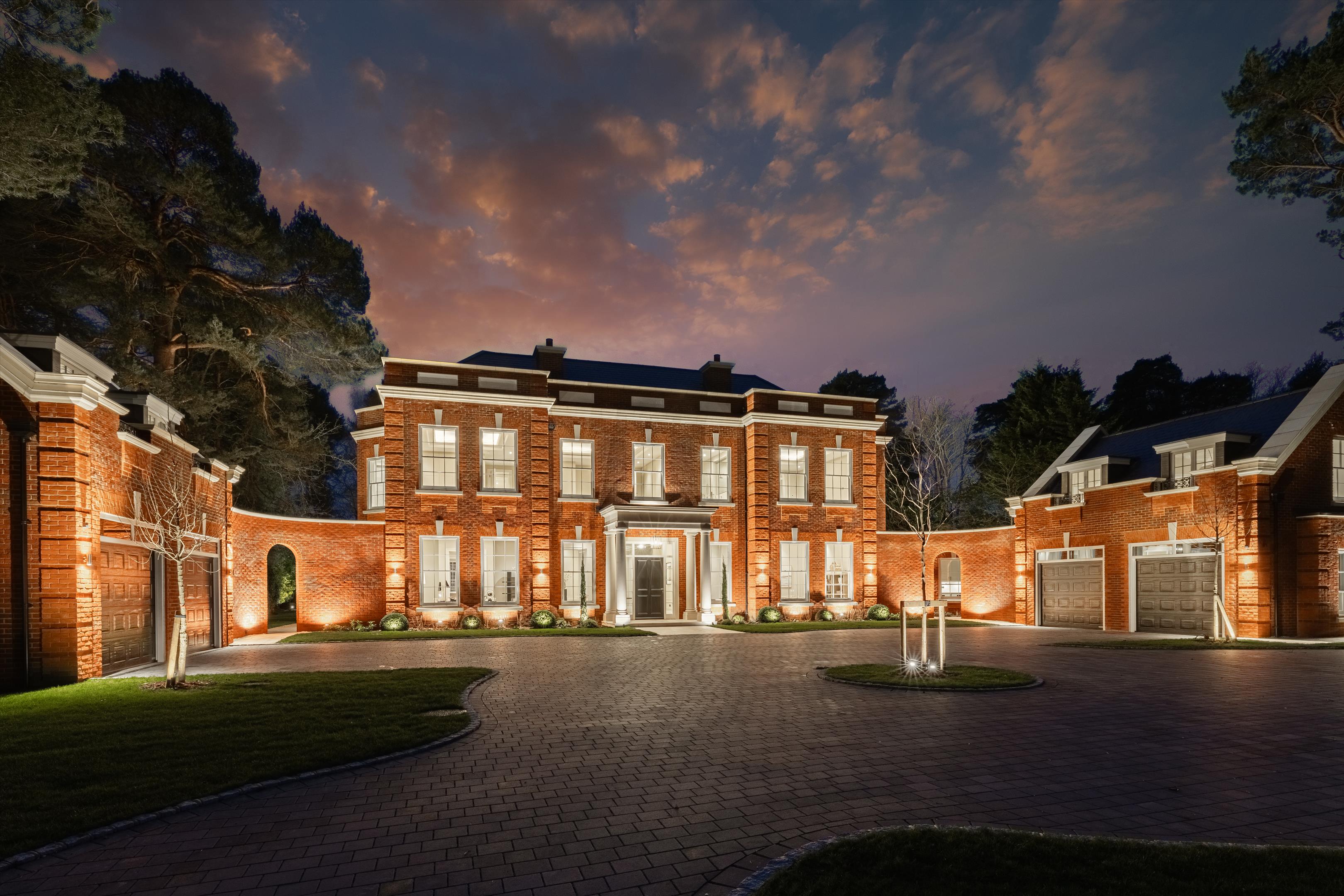 East Road, Weybridge, Surrey KT13