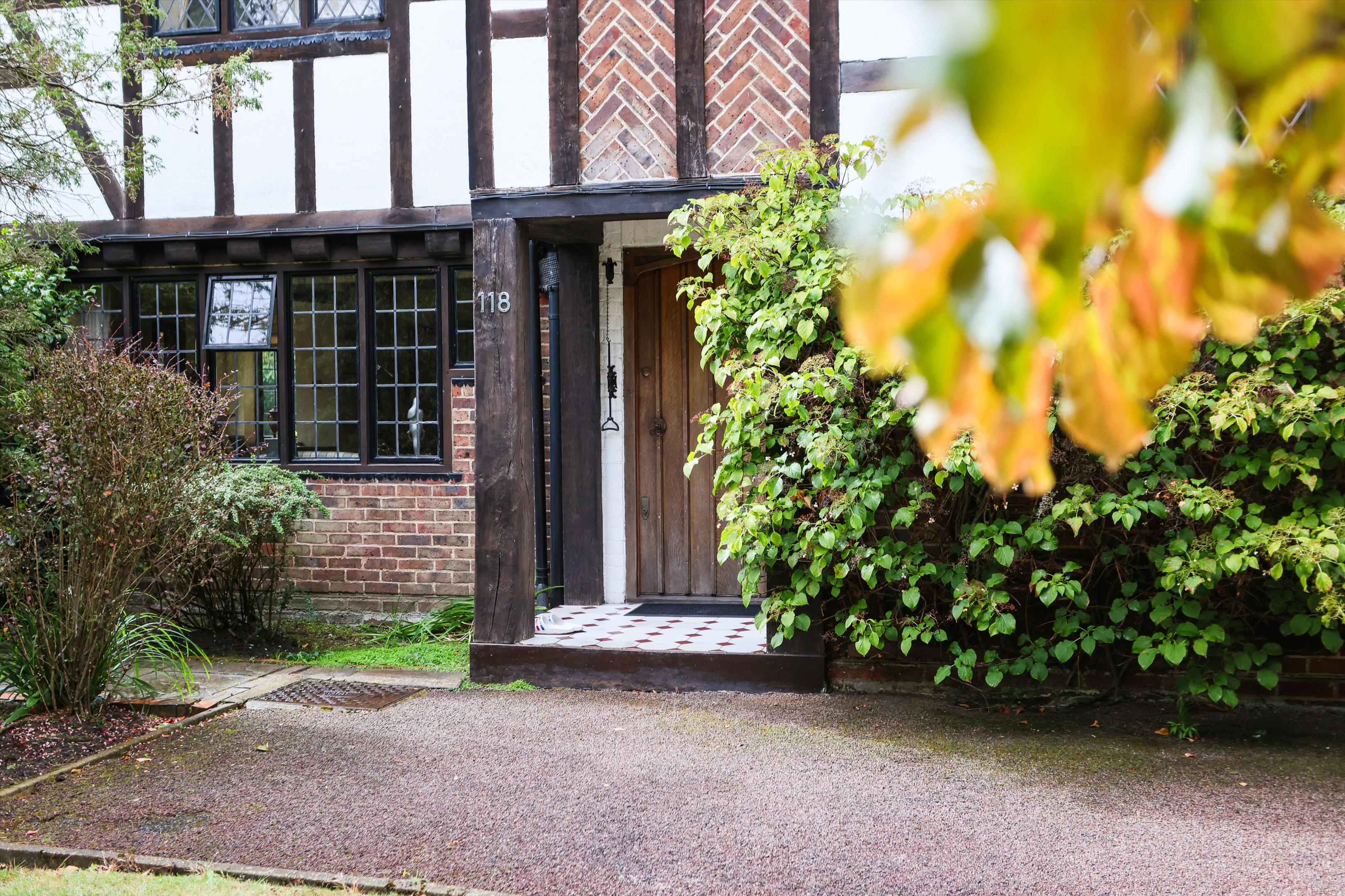 Silverdale Avenue, Ashley Park, Walton-on-Thames, Surrey, KT12