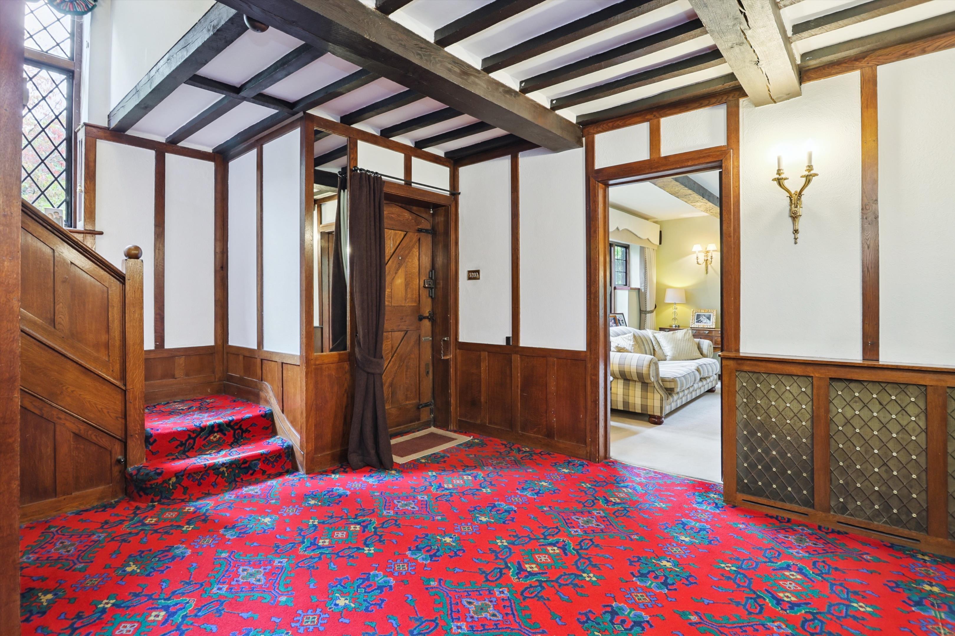 Silverdale Avenue, Ashley Park, Walton-on-Thames, Surrey, KT12