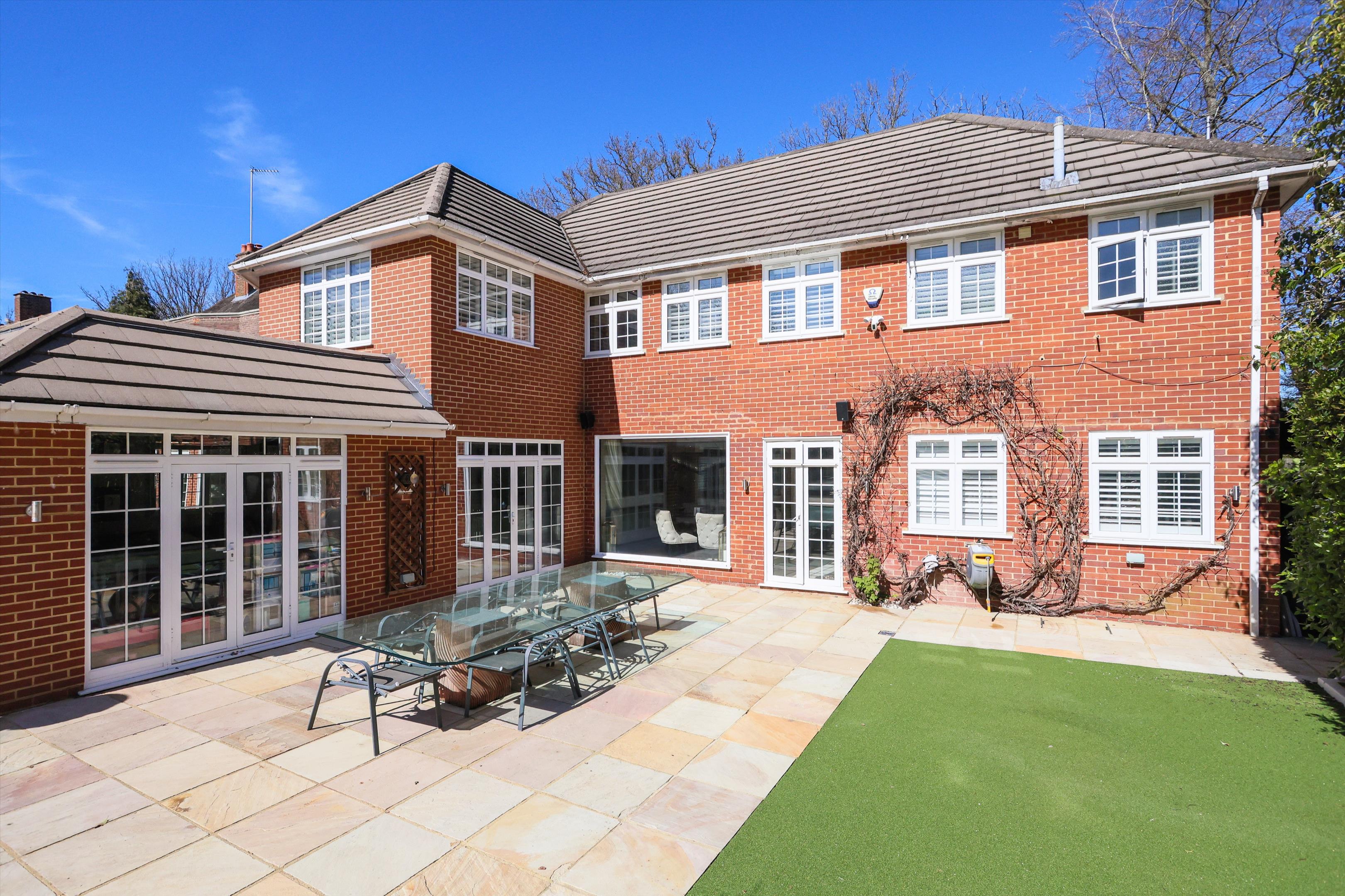 Queens Road, Hersham, Walton-on-Thames, Surrey KT12