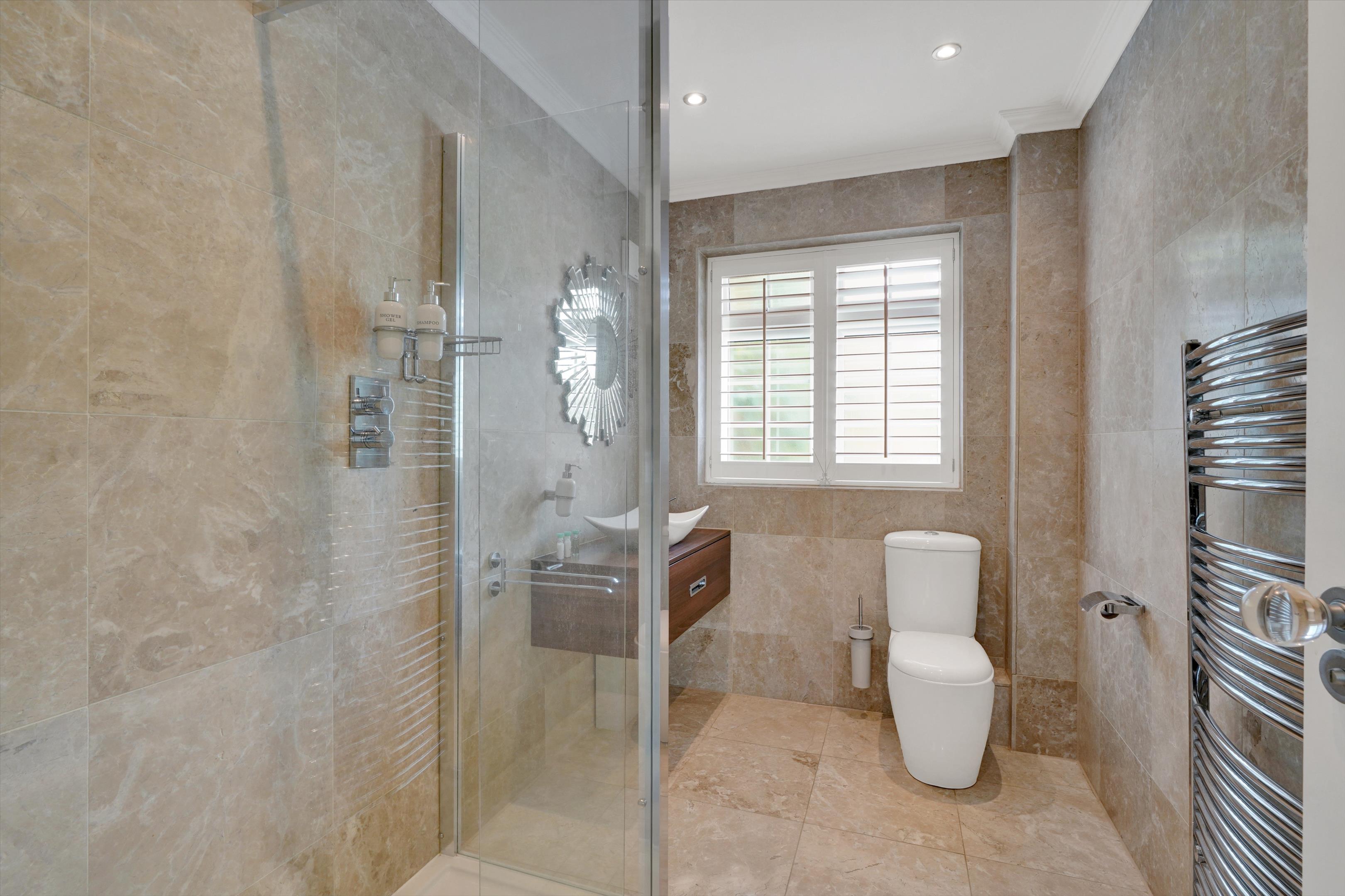 Queens Road, Hersham, Walton-on-Thames, Surrey KT12