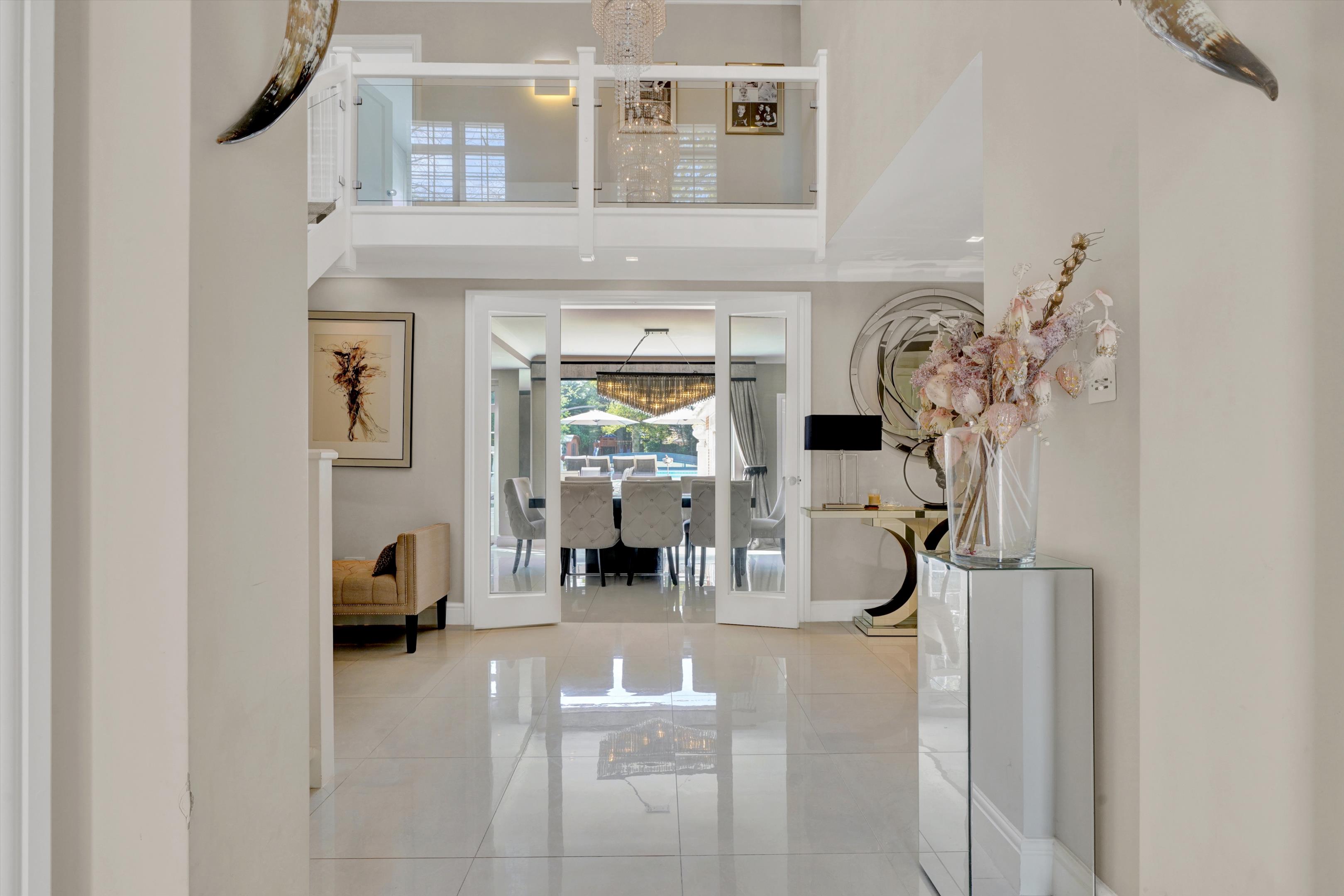 Queens Road, Hersham, Walton-on-Thames, Surrey KT12