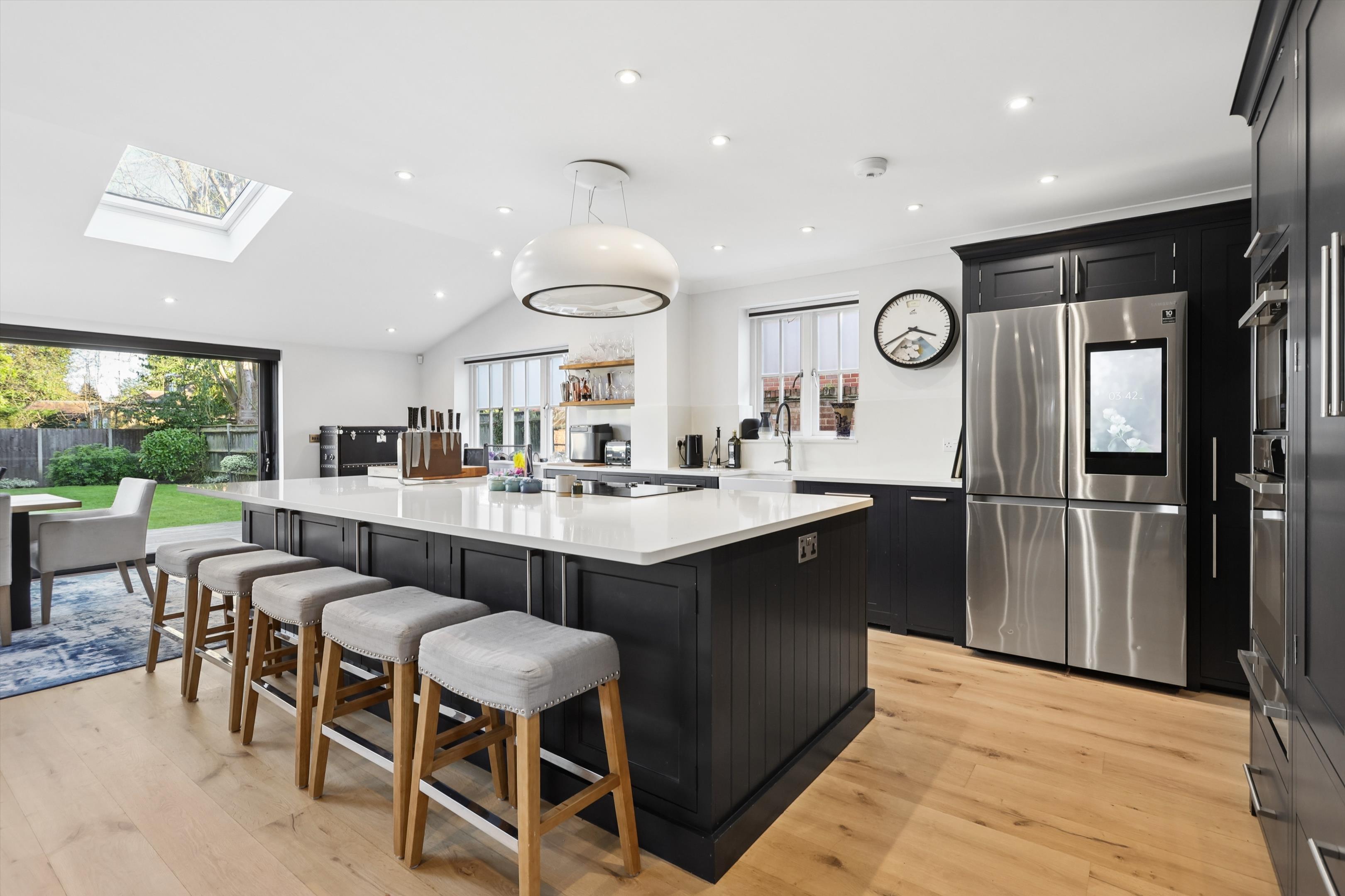 Westcar Lane, Hersham, Walton-on-Thames, Surrey KT12