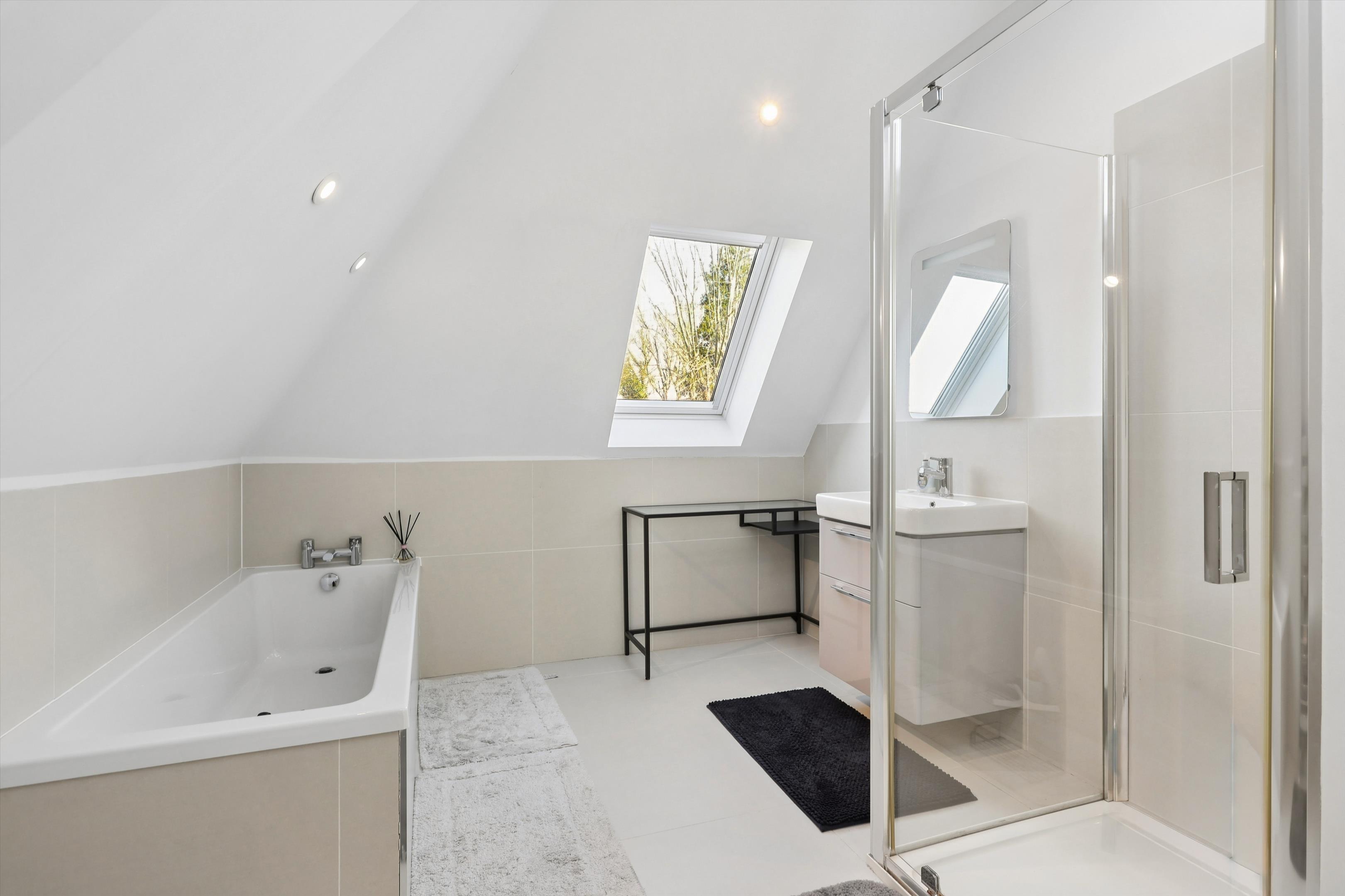 Westcar Lane, Hersham, Walton-on-Thames, Surrey KT12