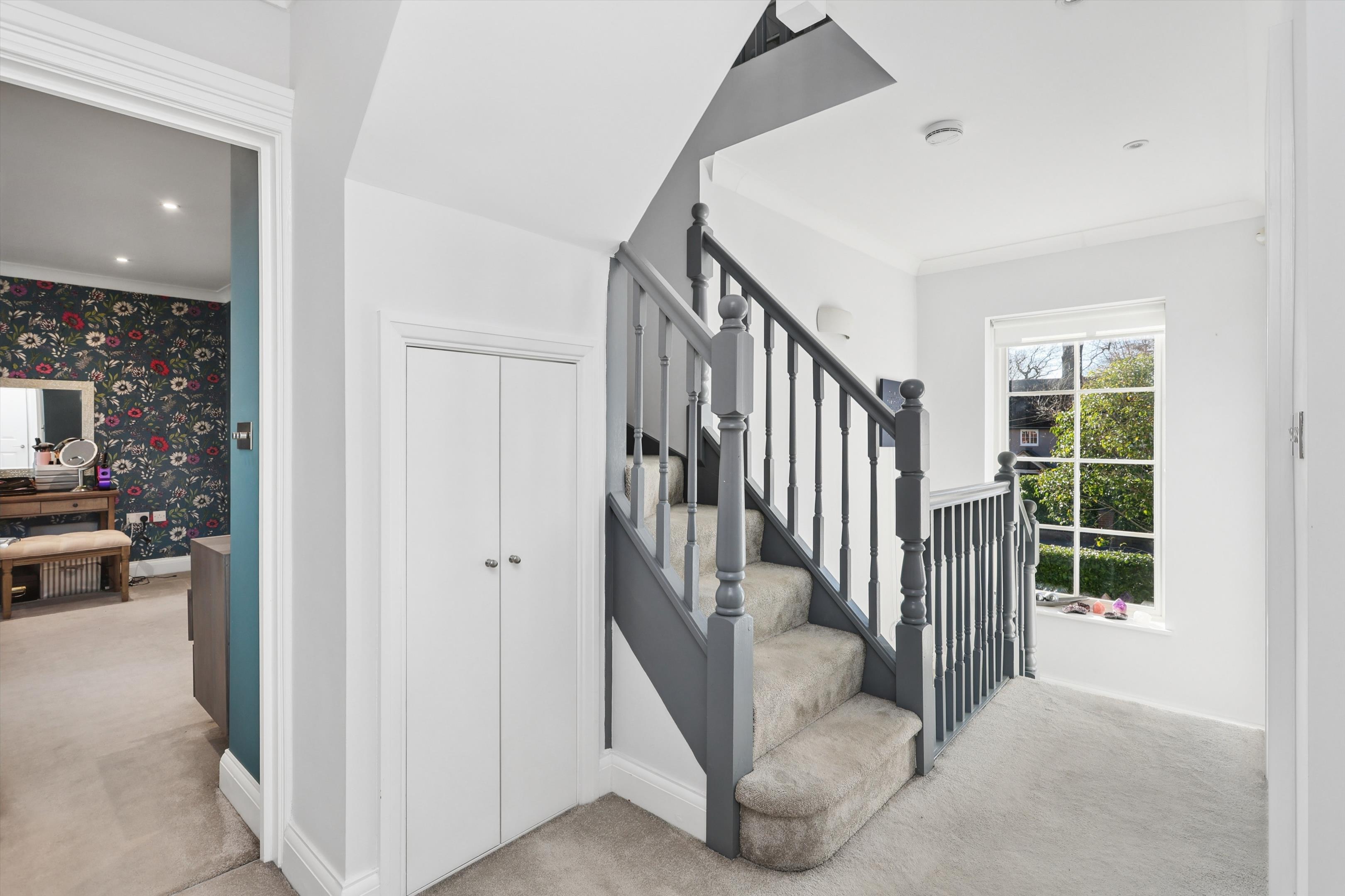 Westcar Lane, Hersham, Walton-on-Thames, Surrey KT12
