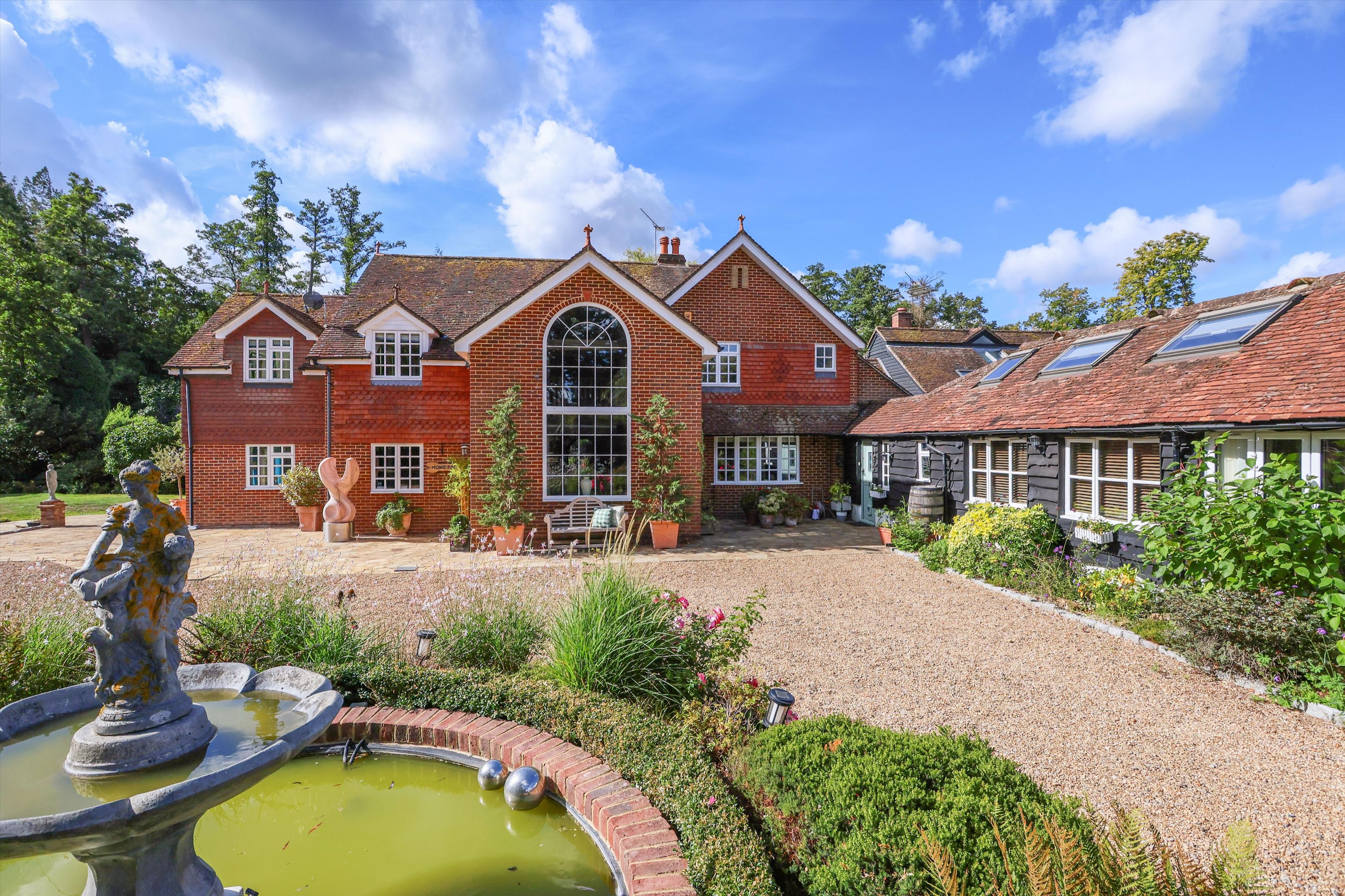 Warren Lane, Pyrford, Surrey, GU22