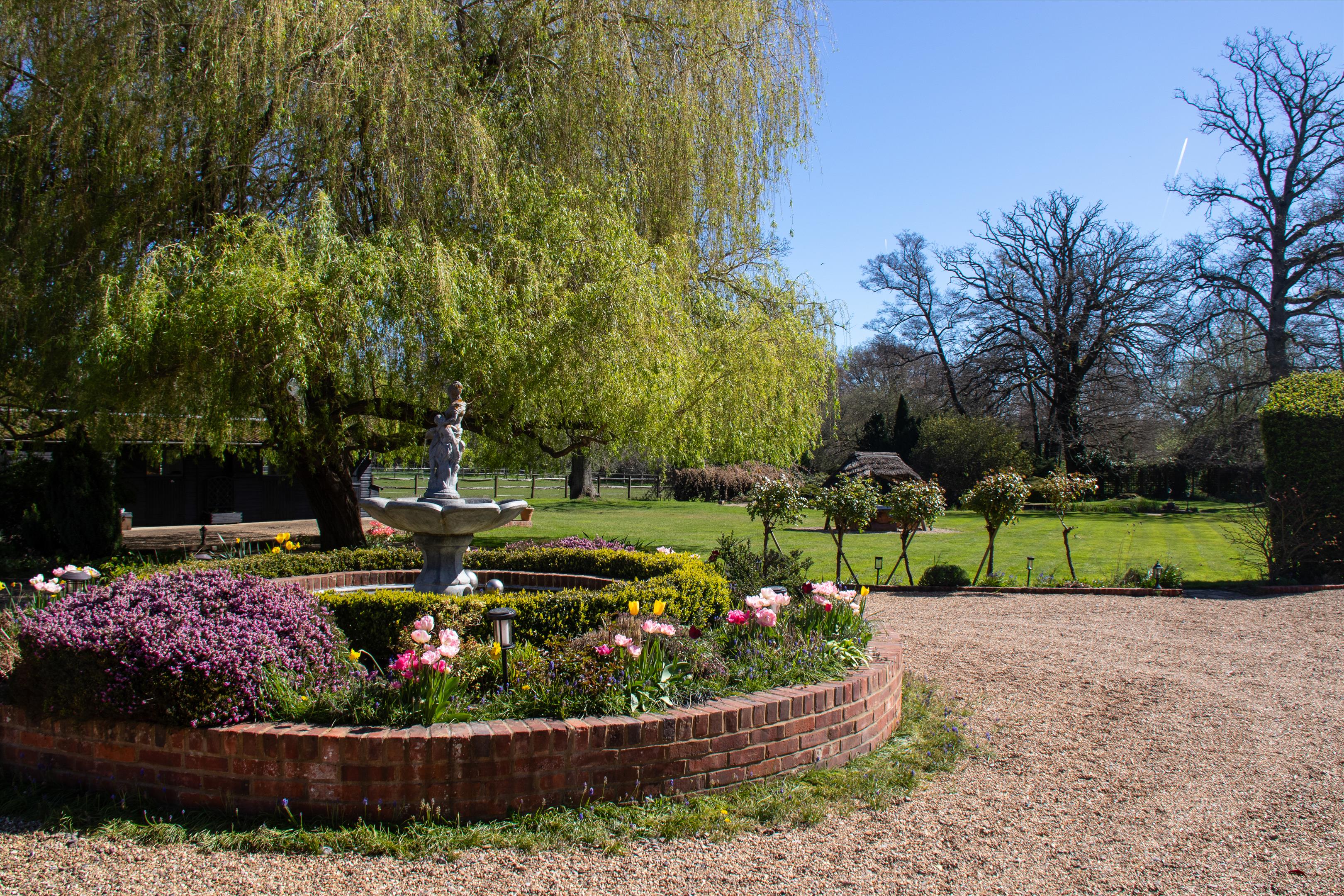 Warren Lane, Pyrford, Surrey, GU22