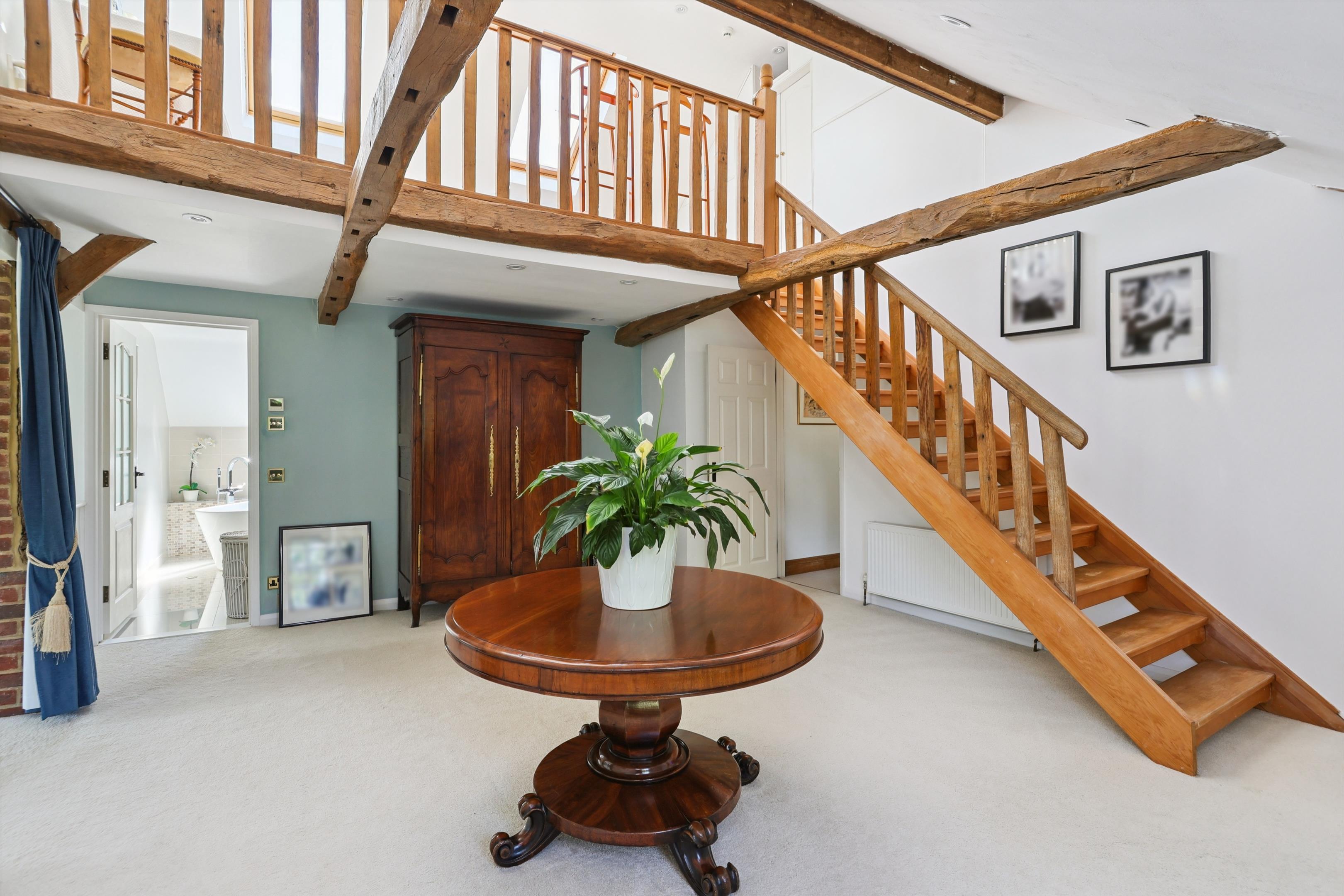 Warren Lane, Pyrford, Surrey, GU22