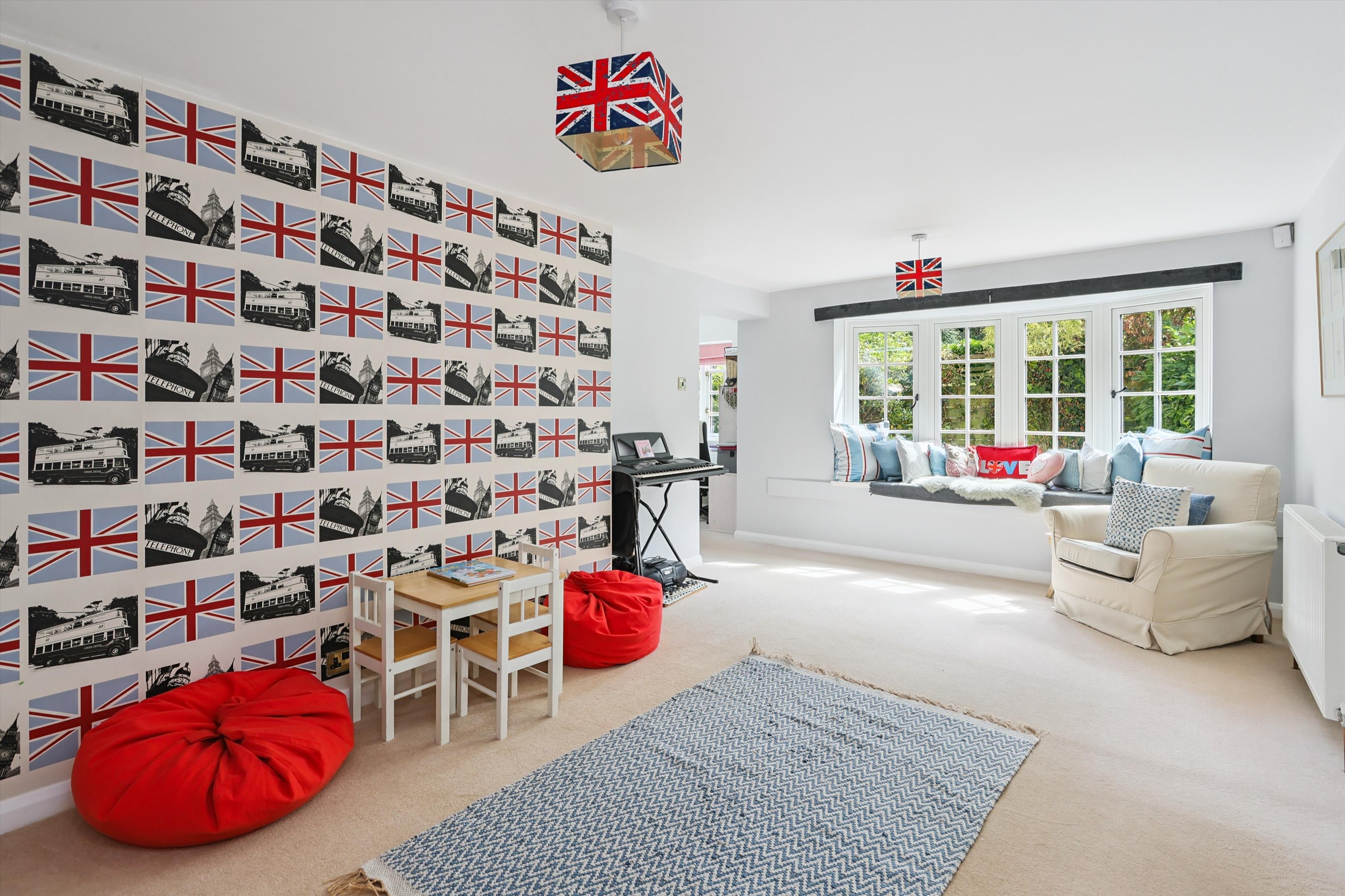 Warren Lane, Pyrford, Surrey, GU22
