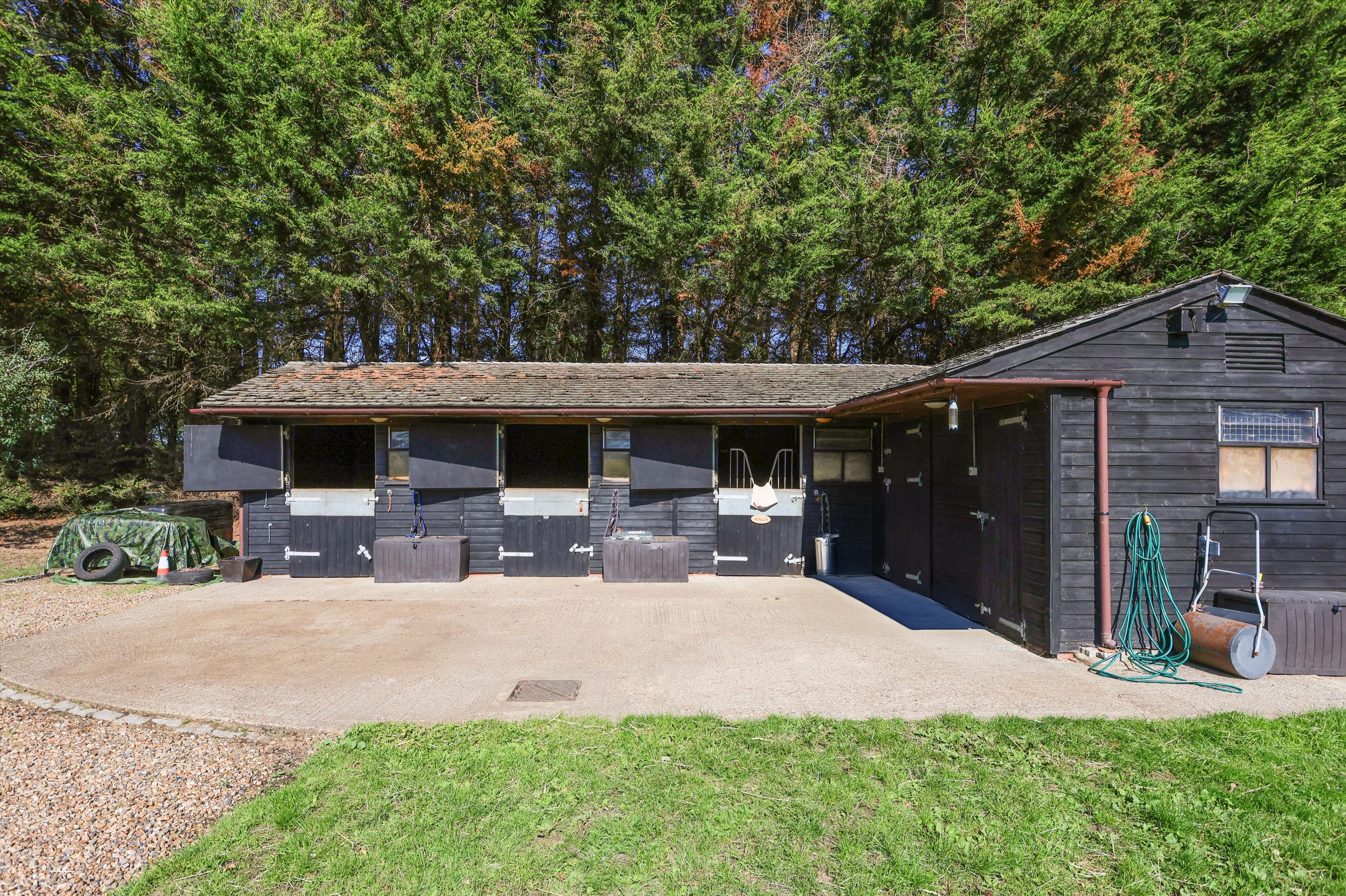 Warren Lane, Pyrford, Surrey, GU22