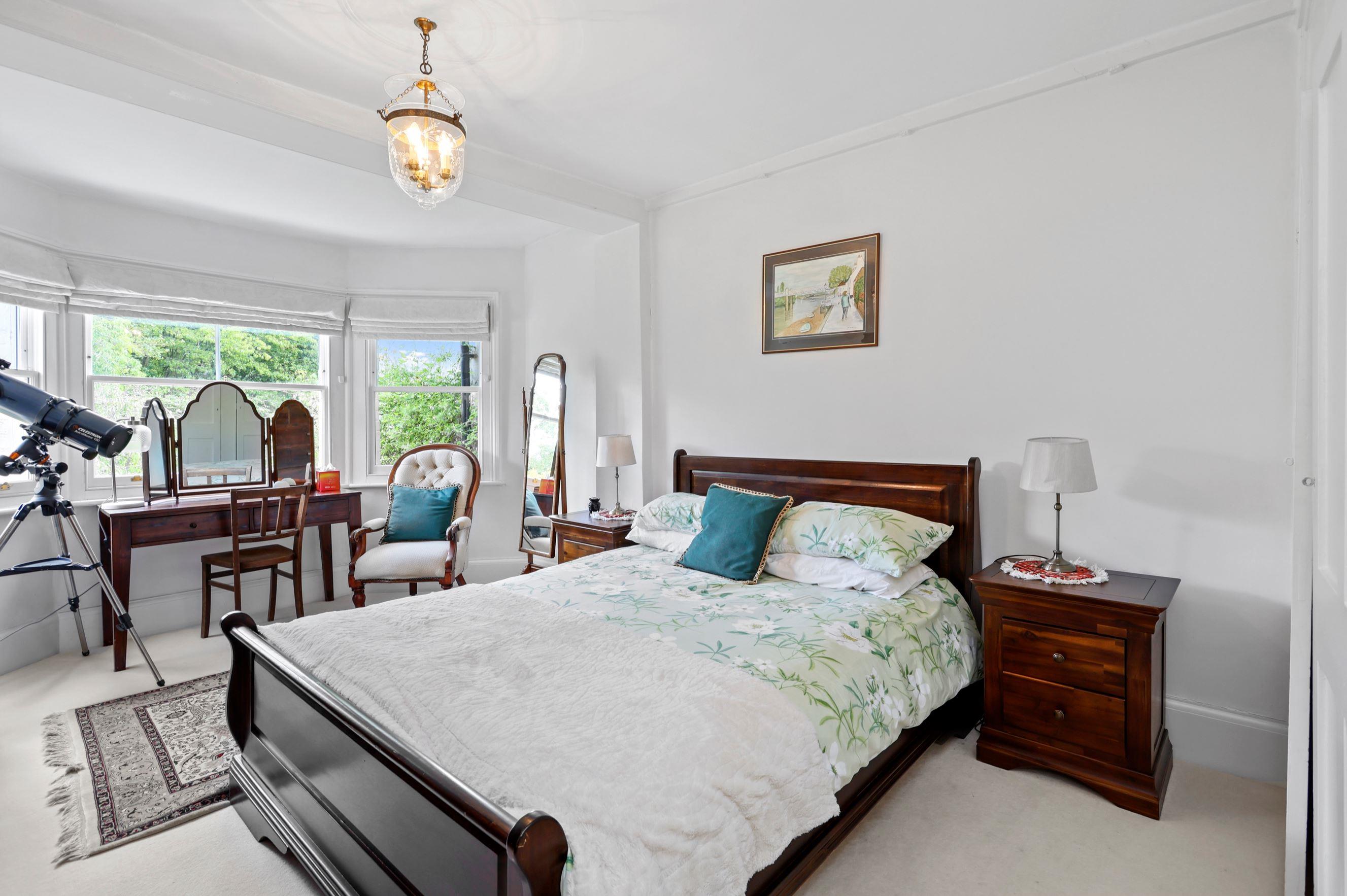 Thames Street, Sunbury-on-Thames, Surrey, TW16