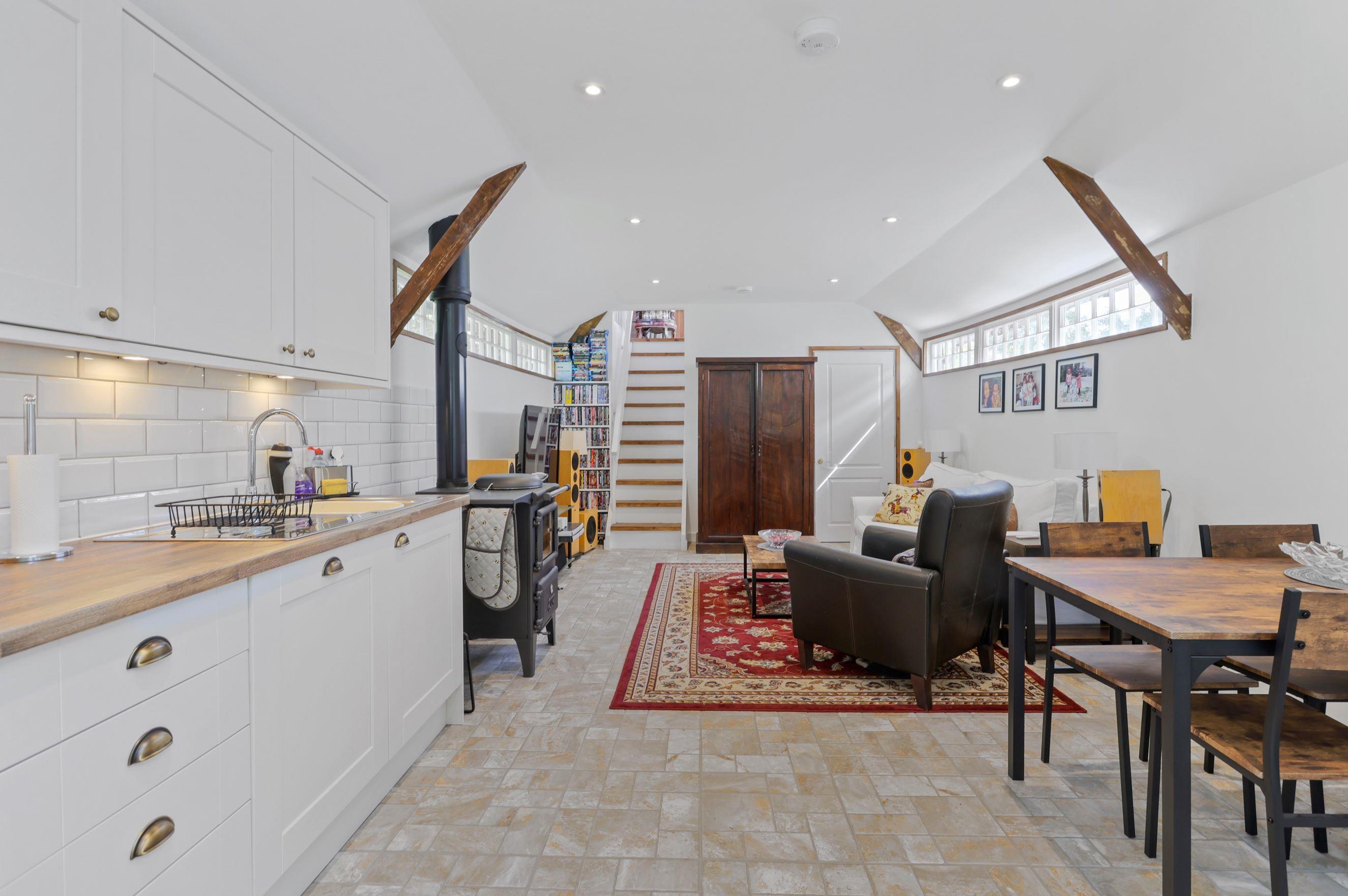 Thames Street, Sunbury-on-Thames, Surrey, TW16