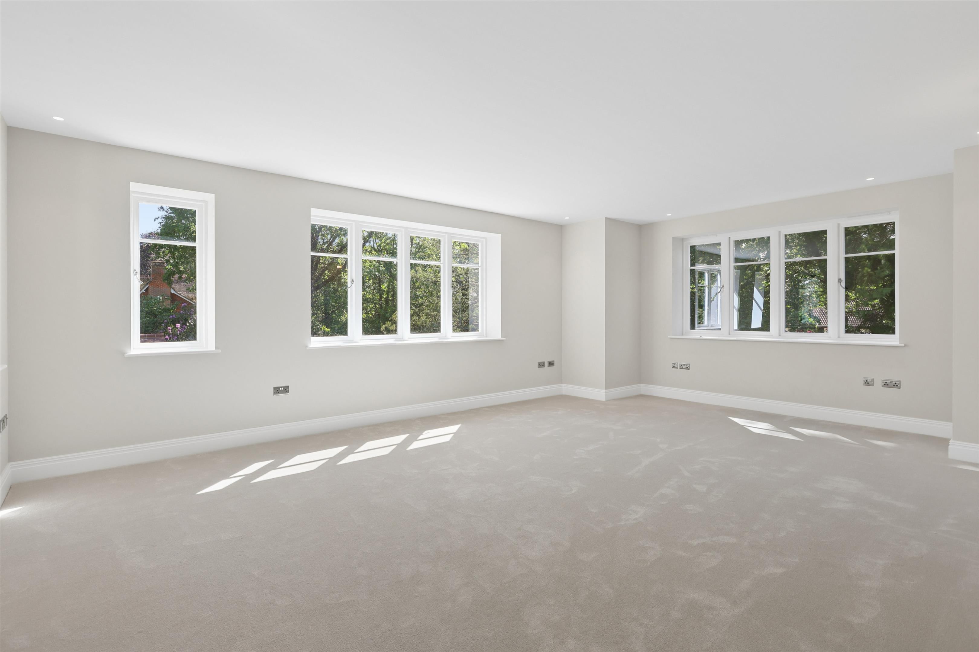 Cavendish Road, Weybridge, Surrey KT13