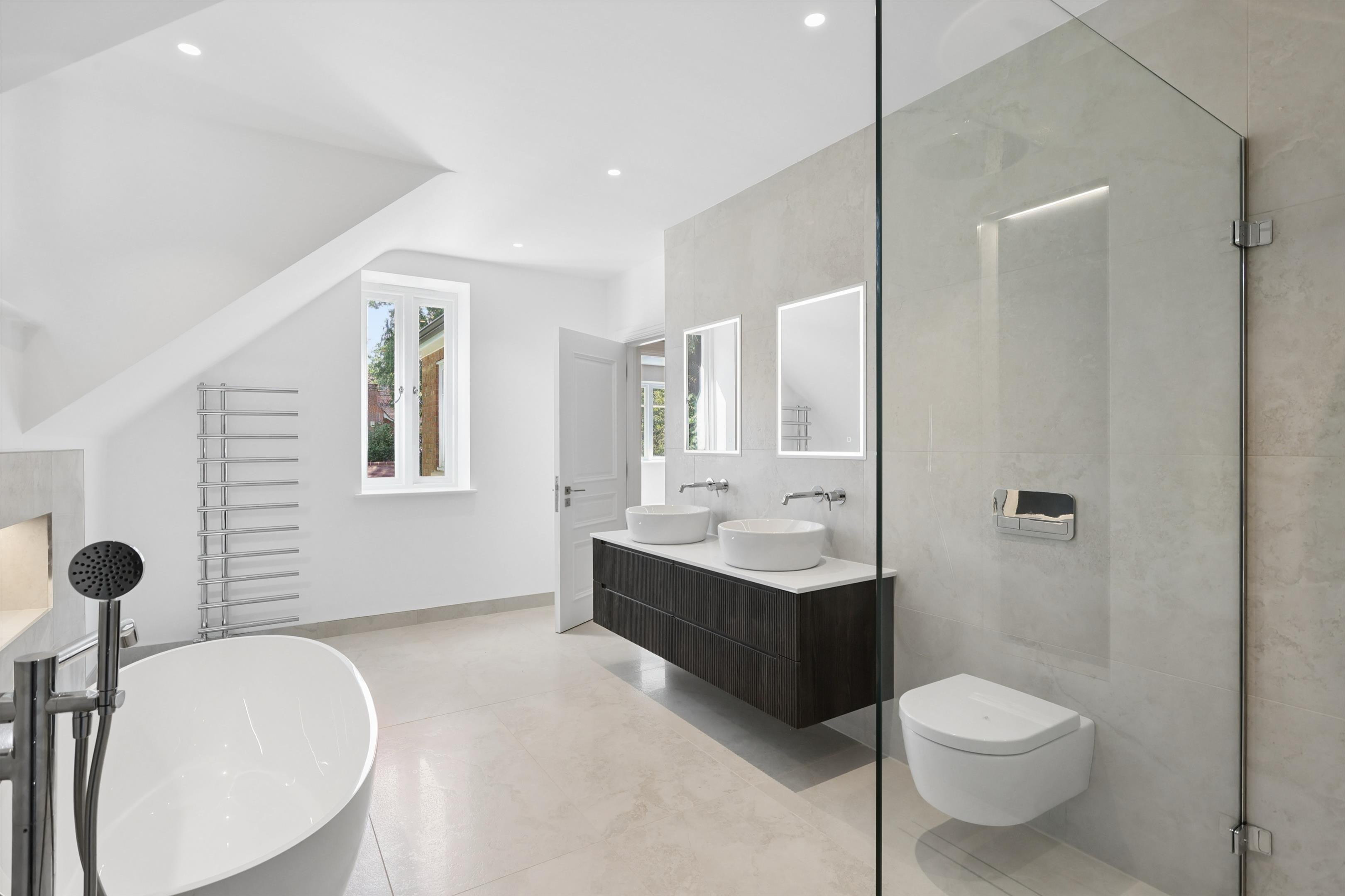 Cavendish Road, Weybridge, Surrey KT13