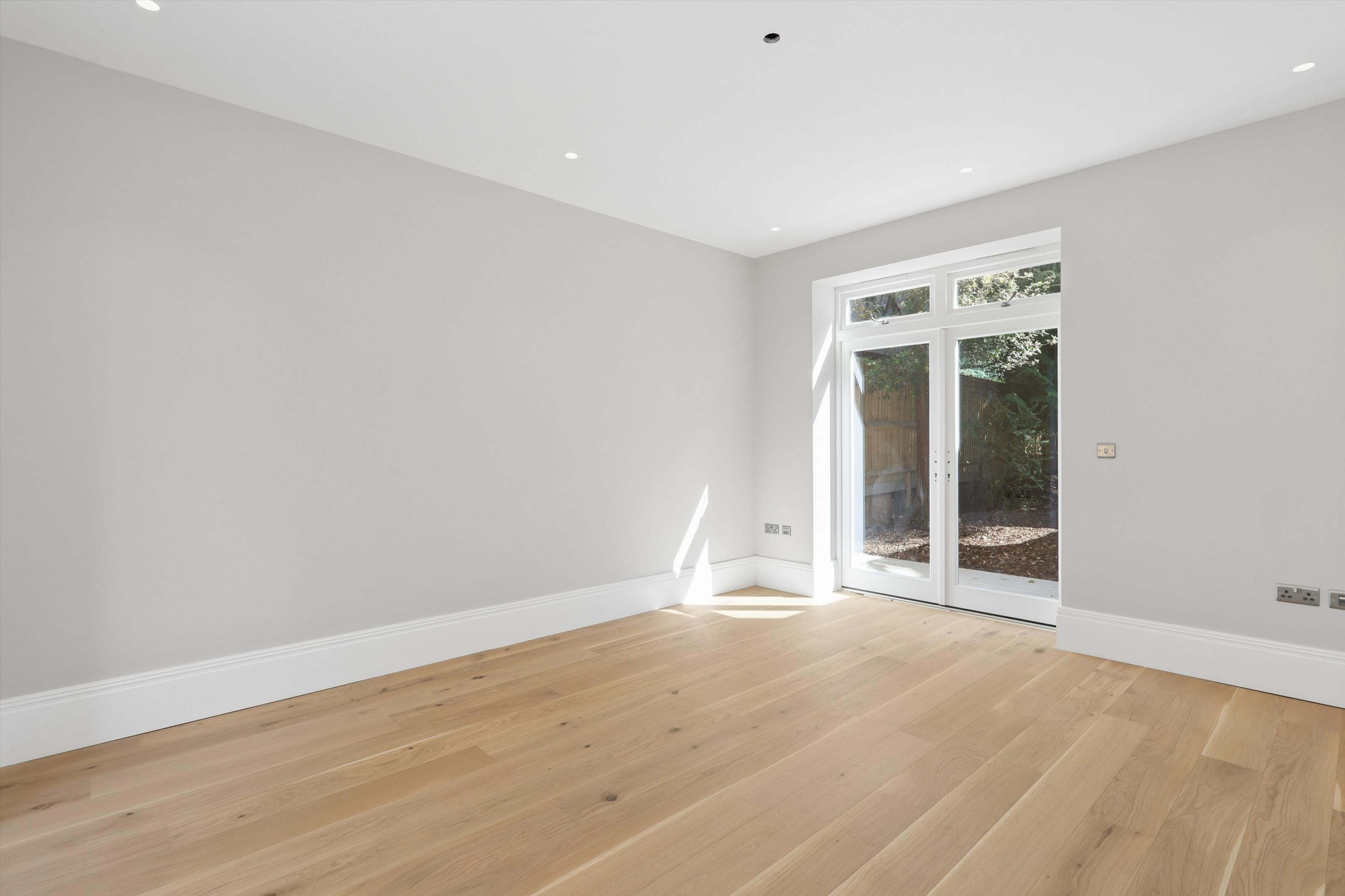 Cavendish Road, Weybridge, Surrey KT13