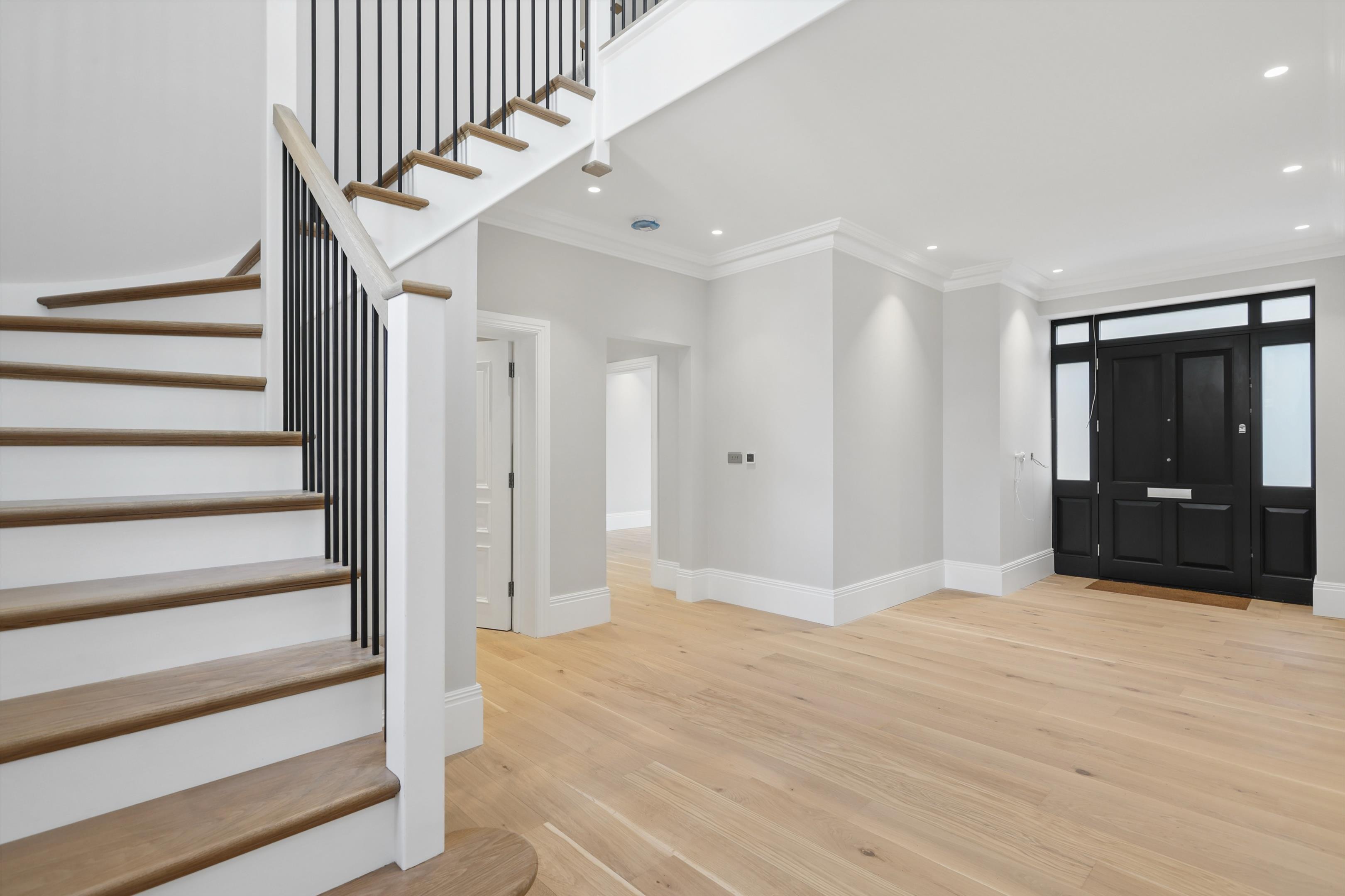 Cavendish Road, Weybridge, Surrey KT13