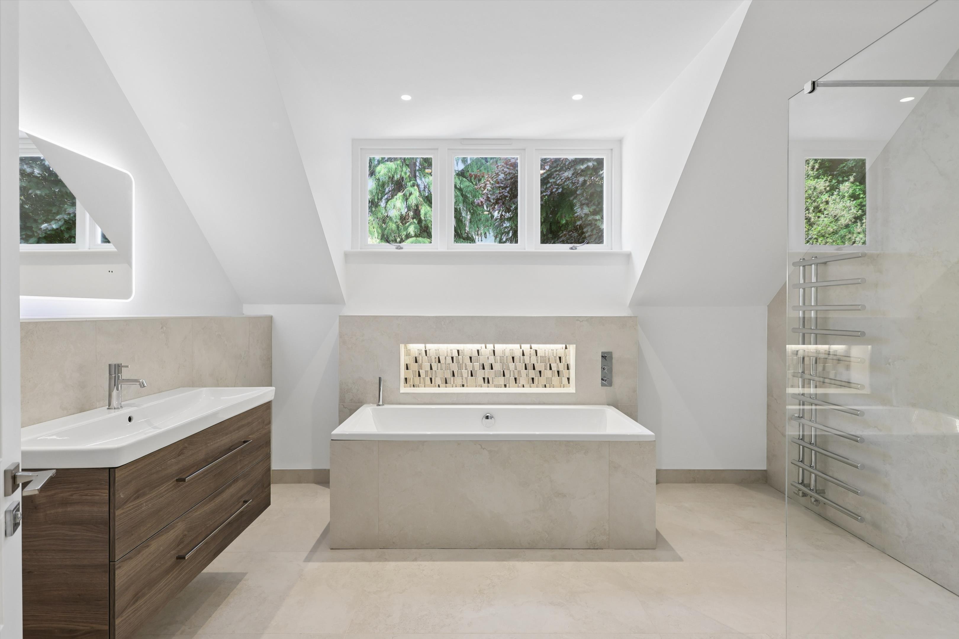 Cavendish Road, Weybridge, Surrey KT13