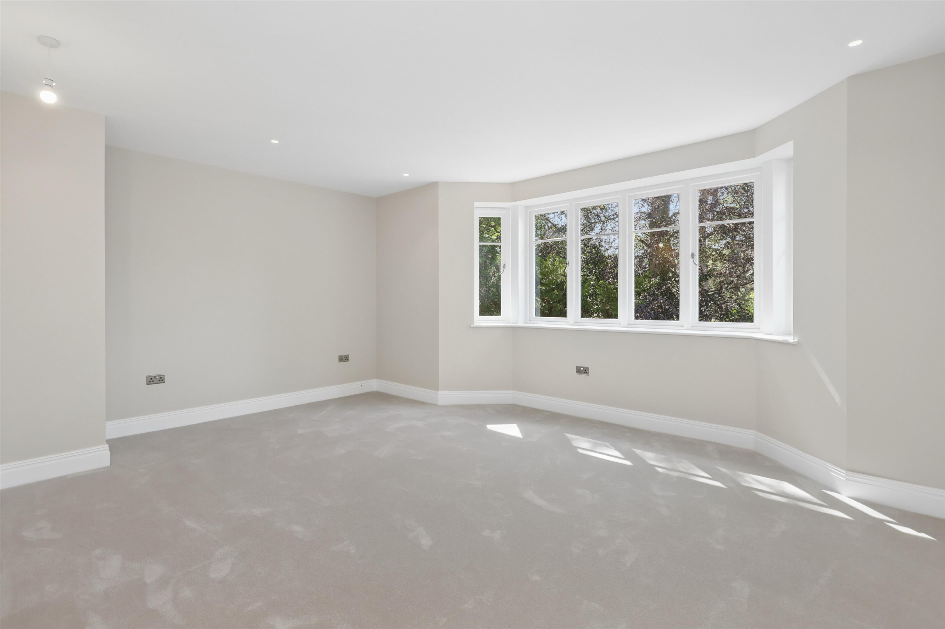 Cavendish Road, Weybridge, Surrey KT13
