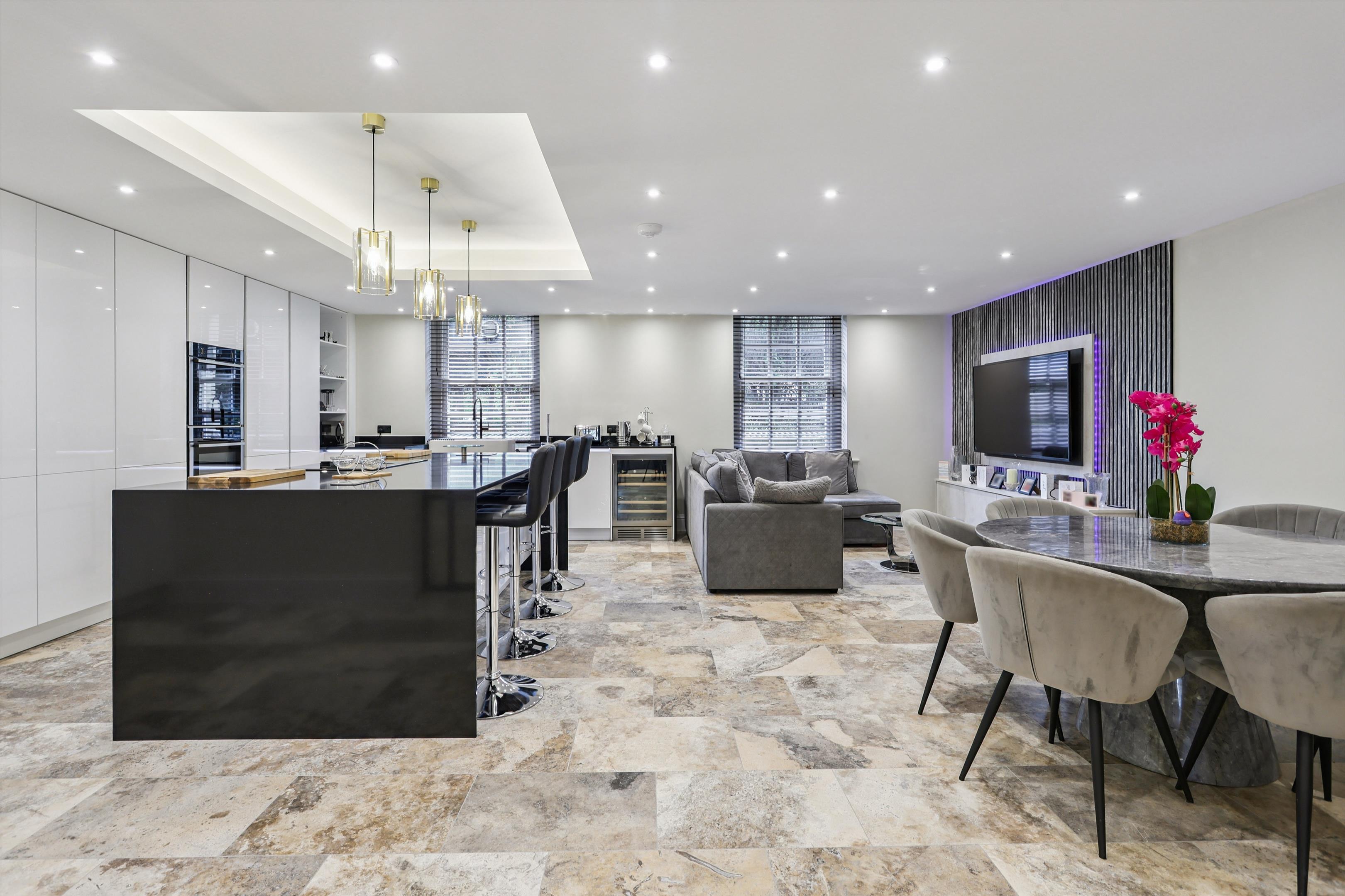 Ottershaw Park, Ottershaw, Chertsey, Surrey, KT16