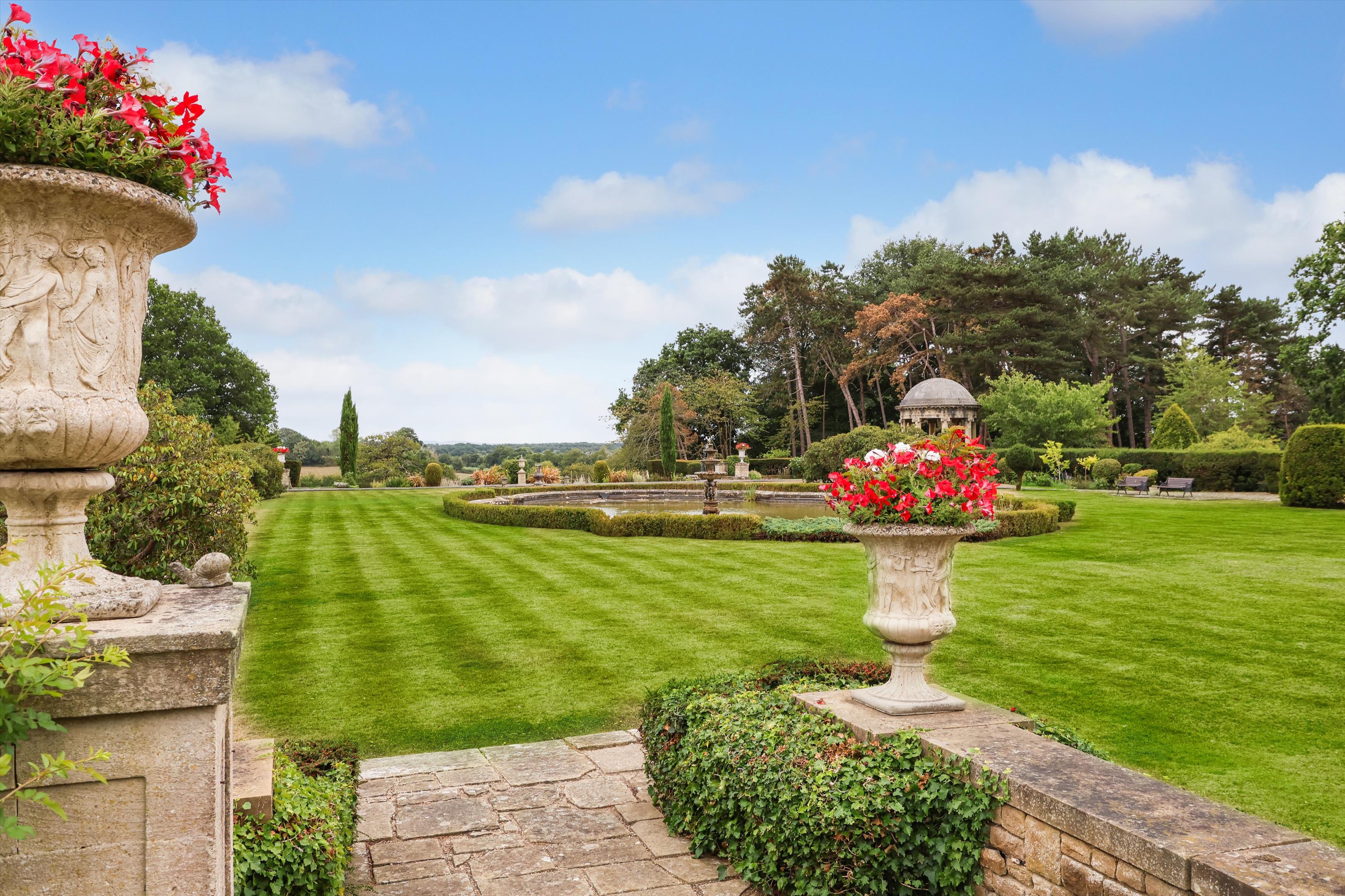 Ottershaw Park, Ottershaw, Chertsey, Surrey, KT16