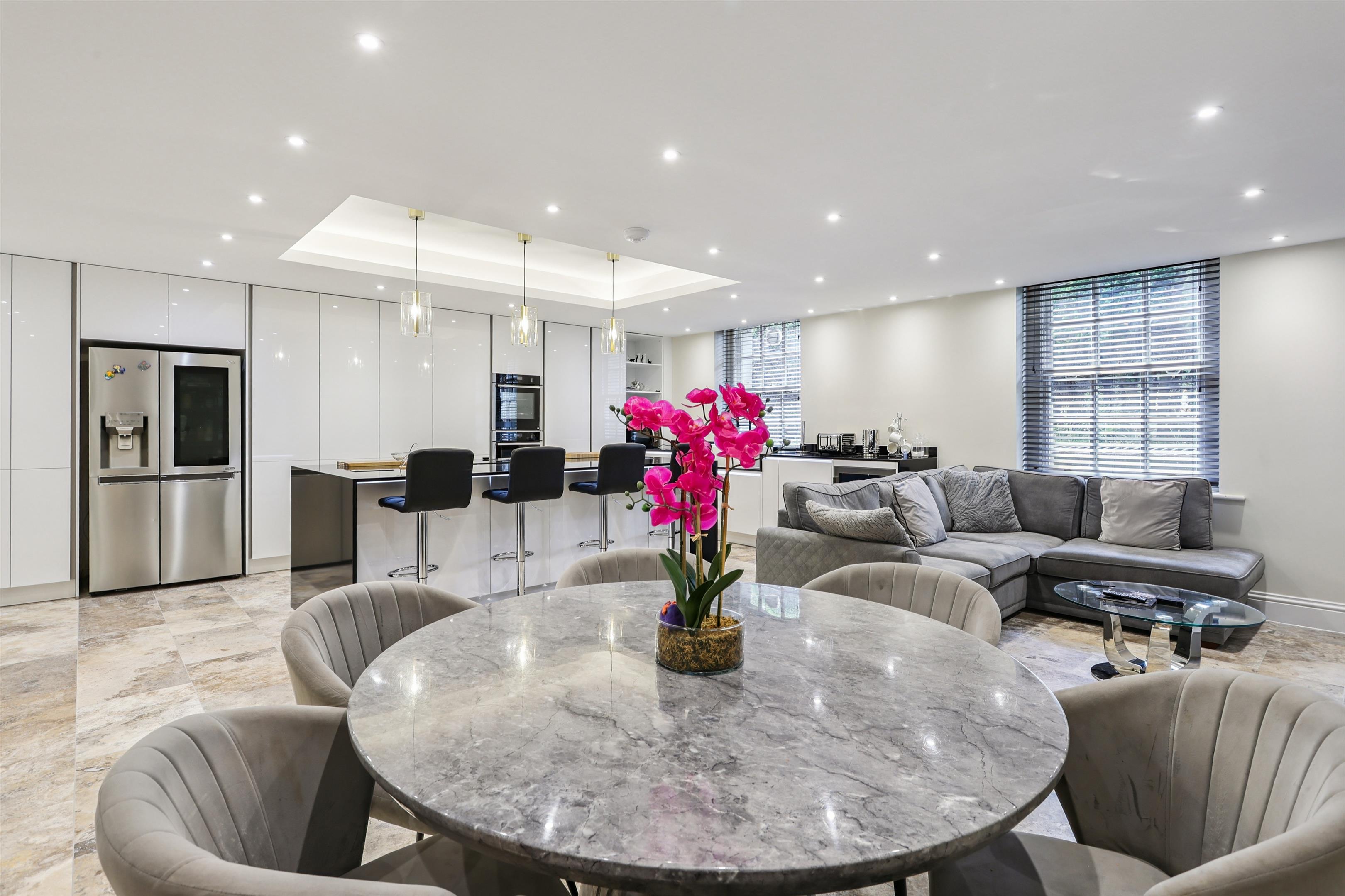 Ottershaw Park, Ottershaw, Chertsey, Surrey, KT16