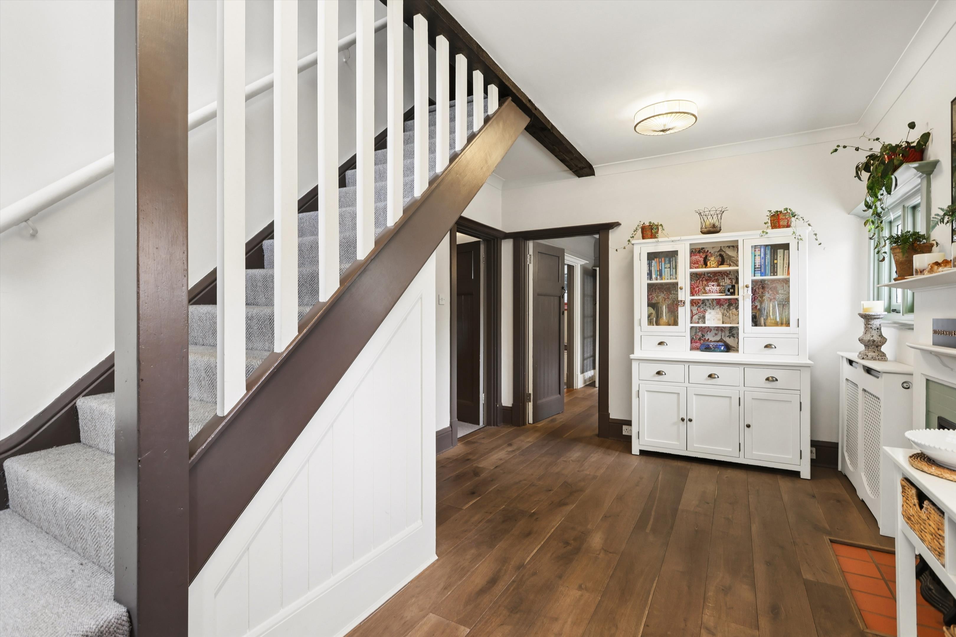 St. Marys Road, Weybridge, Surrey KT13