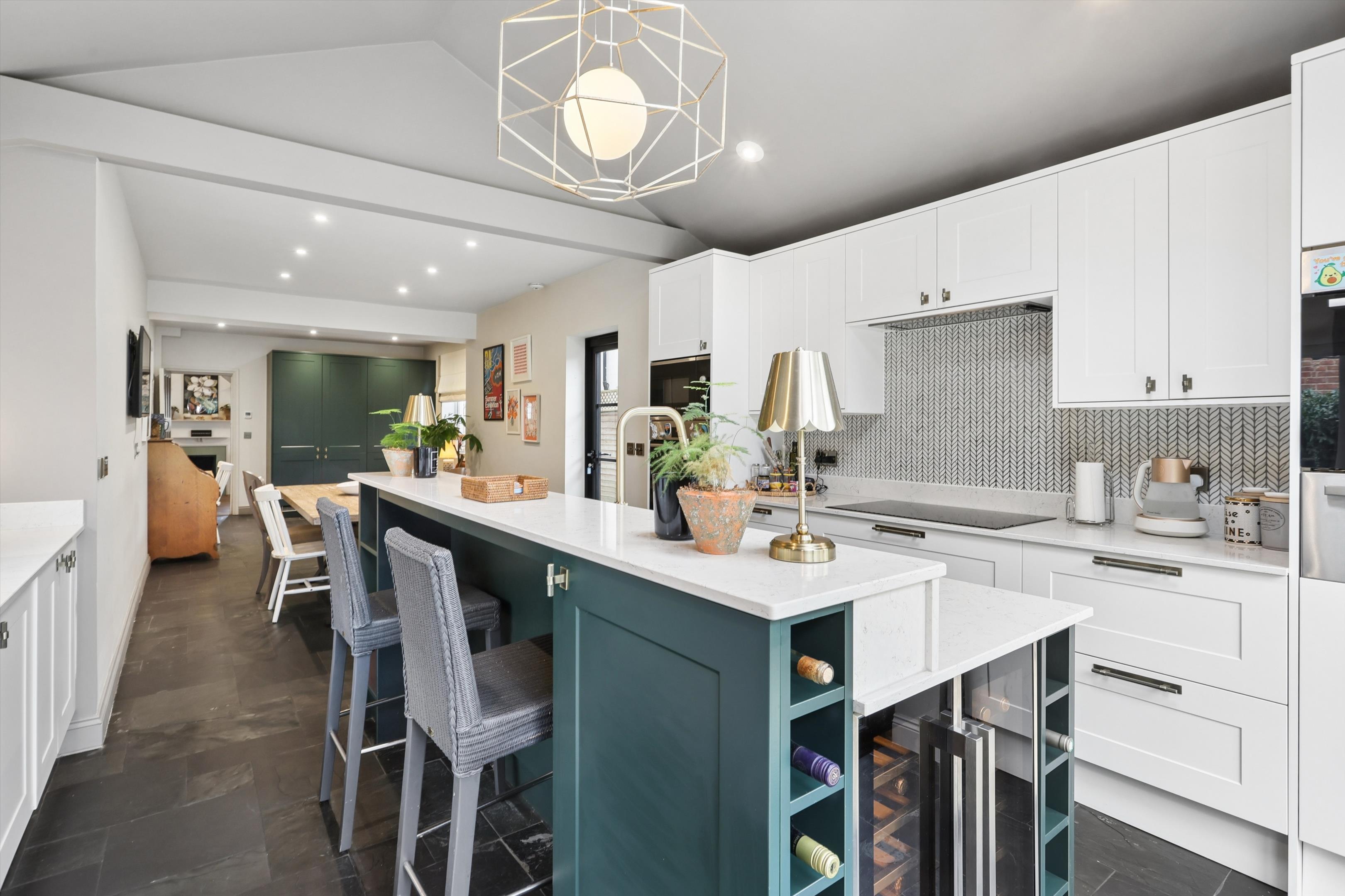 St. Marys Road, Weybridge, Surrey KT13