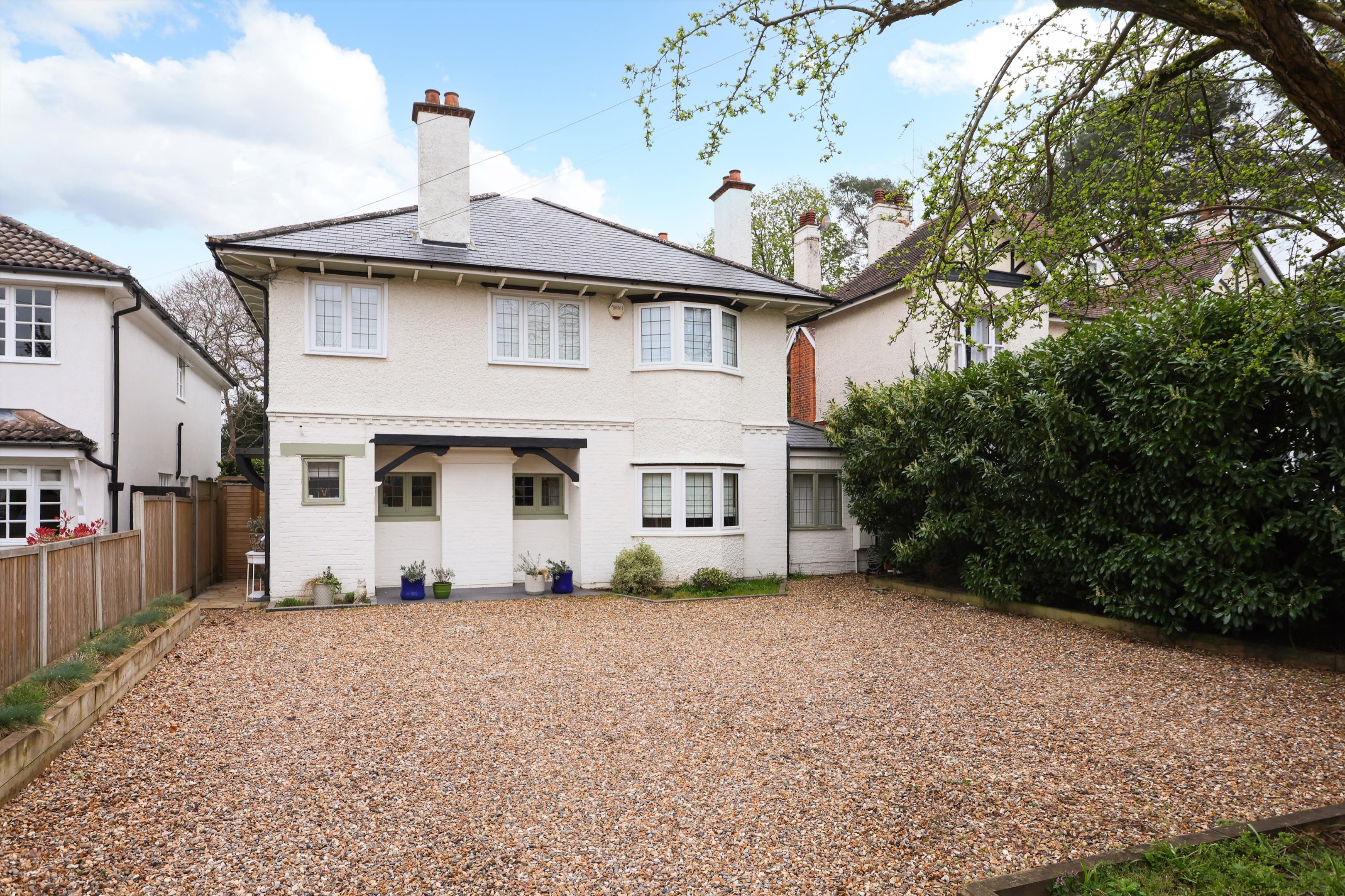 St. Marys Road, Weybridge, Surrey KT13