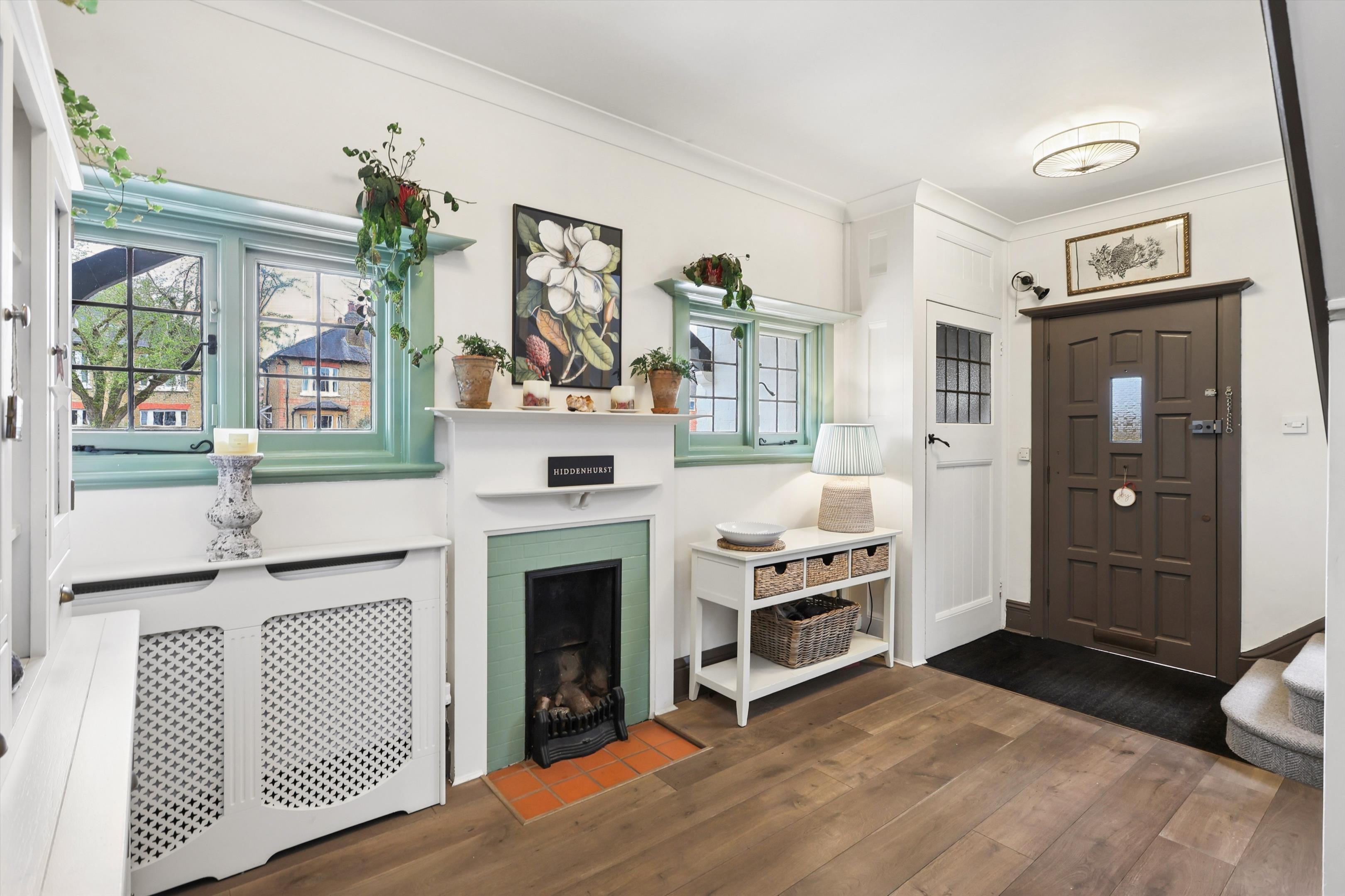 St. Marys Road, Weybridge, Surrey KT13